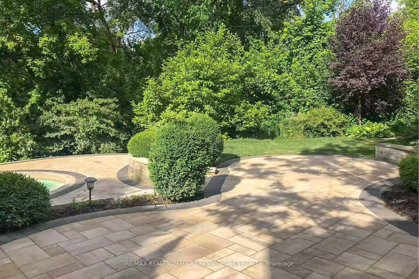 Photo 48 of 8 Goodmills Court, Markham, Unionville — HOMEH
