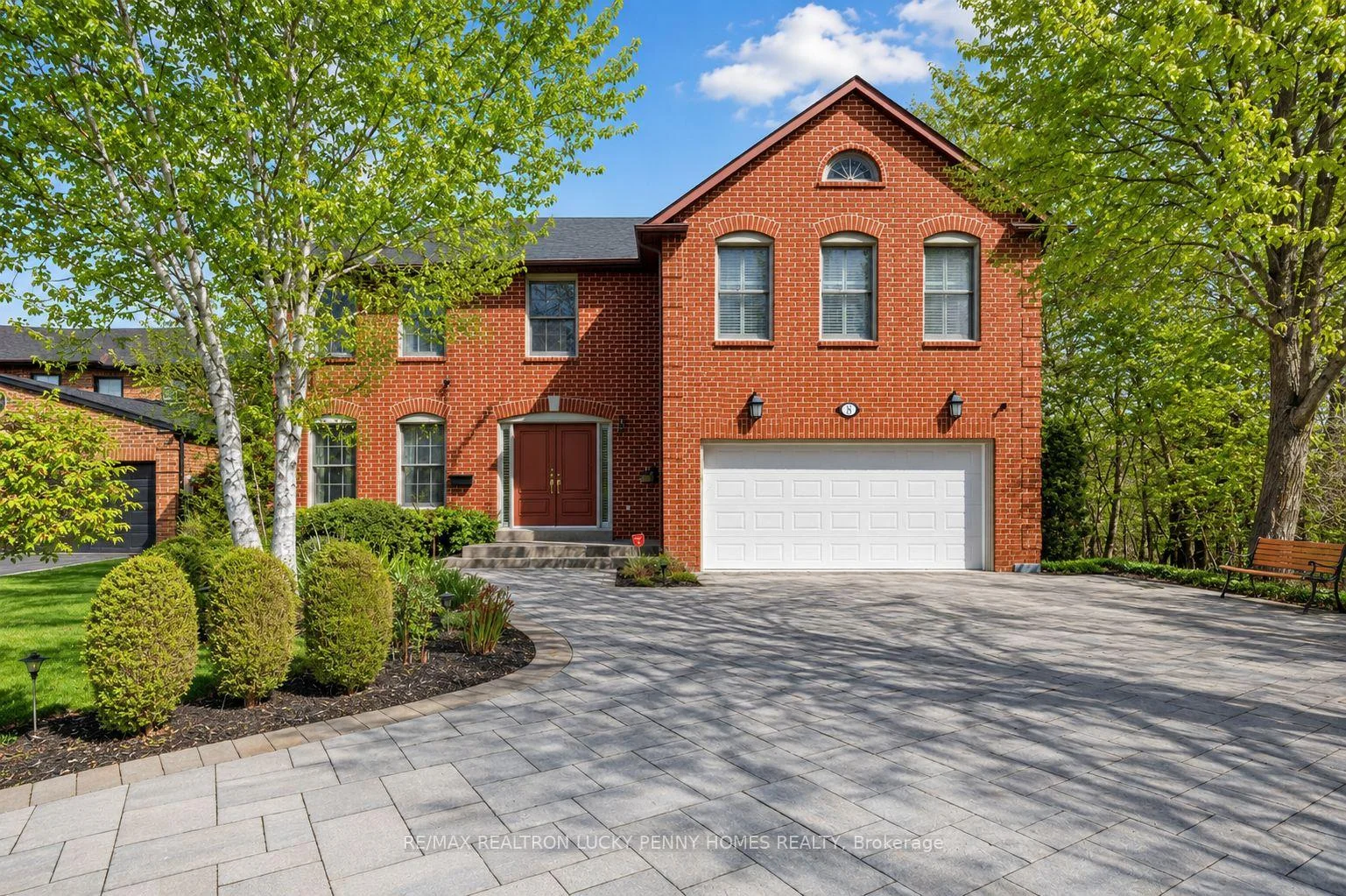 Photo 5 of 8 Goodmills Court, Markham, Unionville — HOMEH