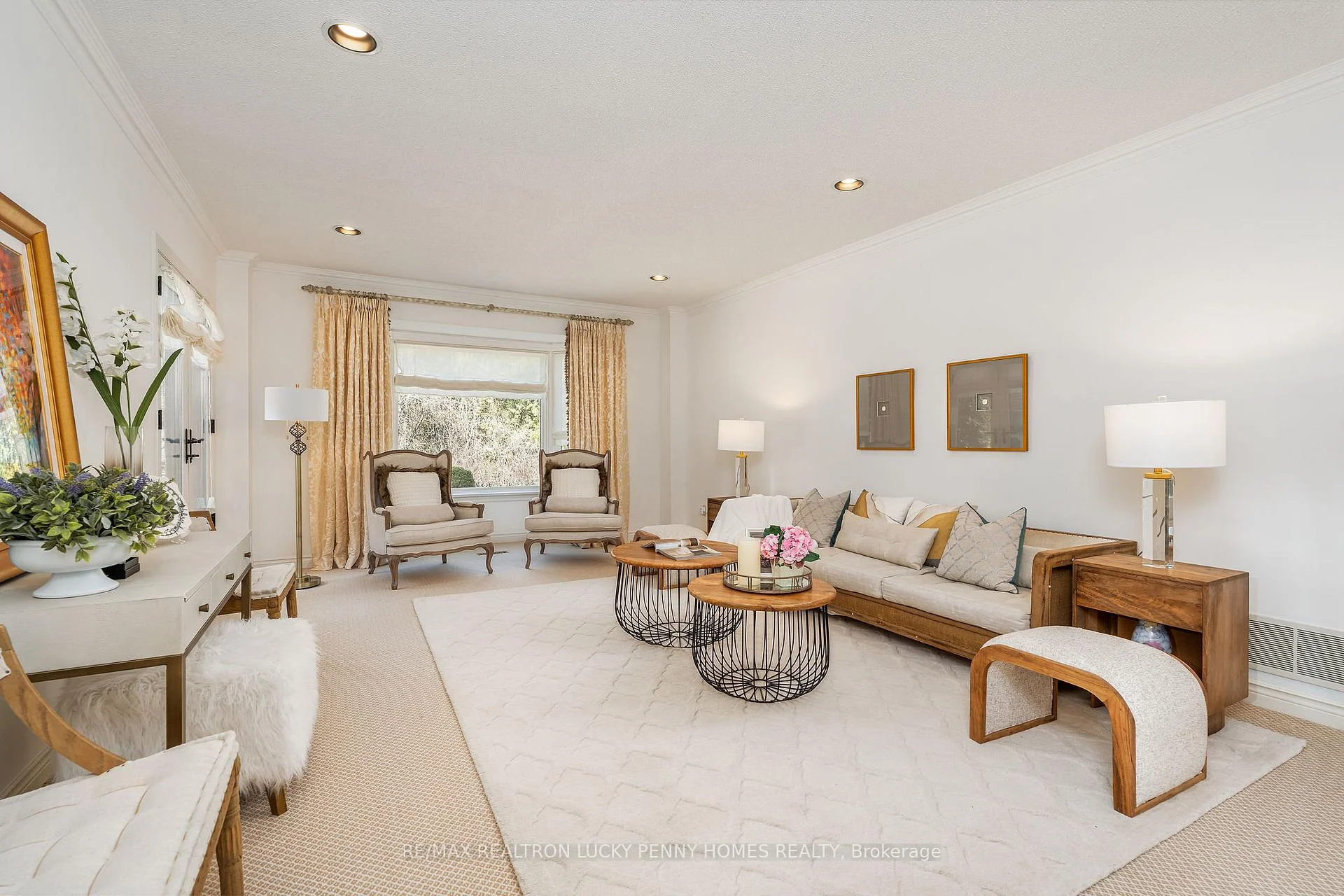 Photo 13 of 8 Goodmills Court, Markham, Unionville — HOMEH