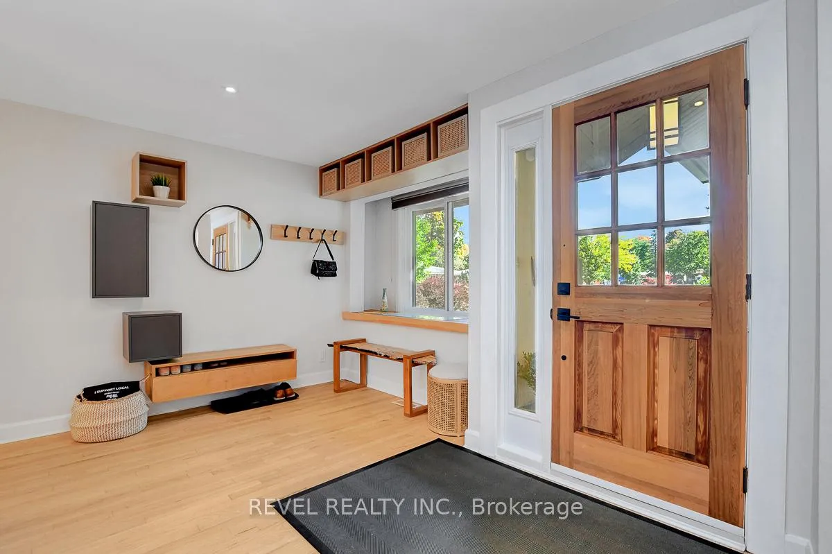 Photo 3 of 353 Mountbatten Avenue, Ottawa, Alta Vista/Faircrest Heights — HOMEH