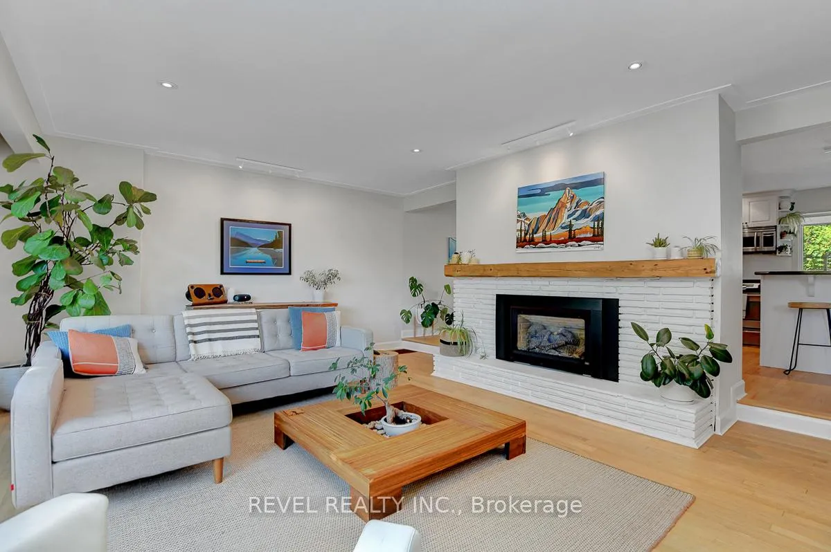 Photo 6 of 353 Mountbatten Avenue, Ottawa, Alta Vista/Faircrest Heights — HOMEH