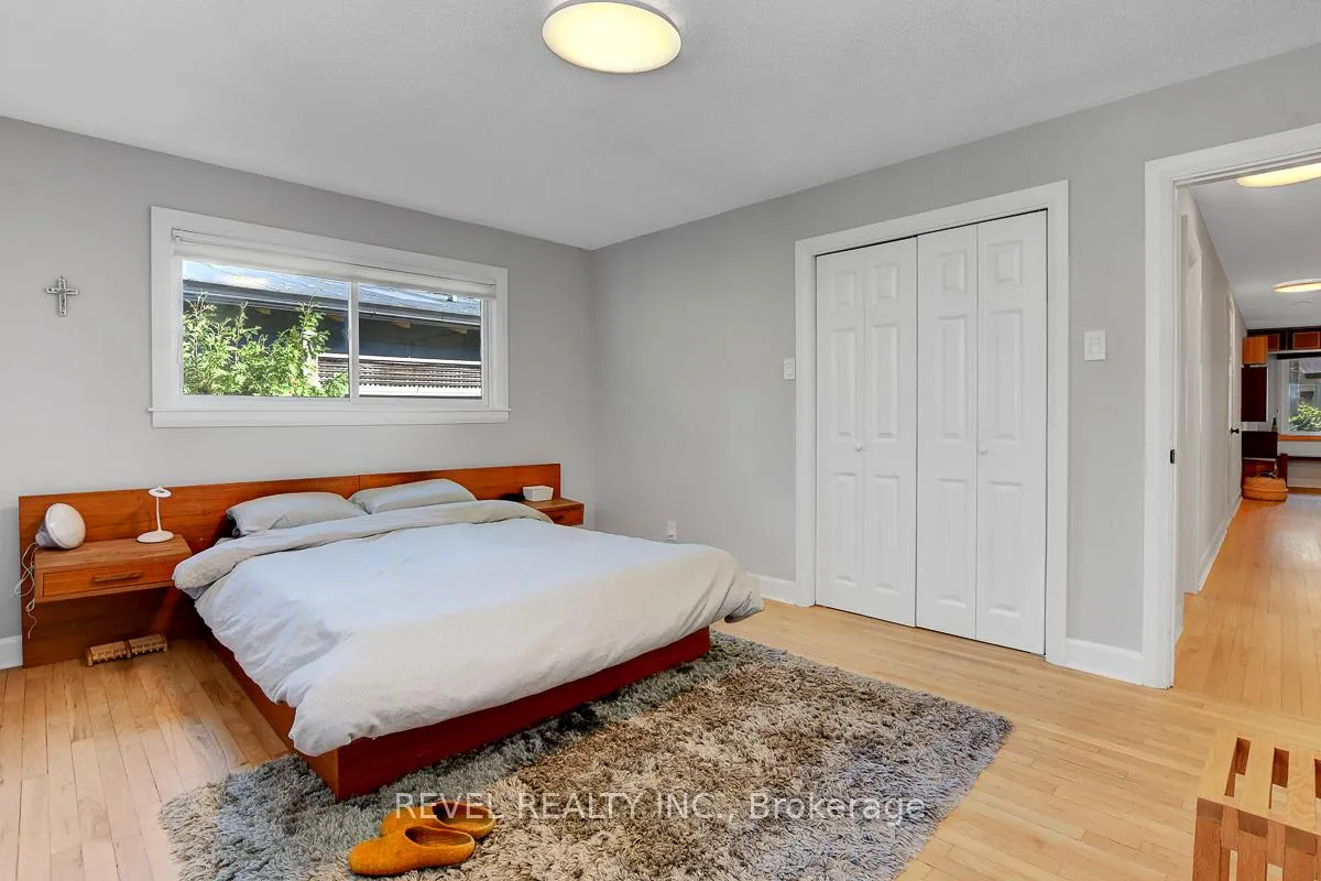Photo 14 of 353 Mountbatten Avenue, Ottawa, Alta Vista/Faircrest Heights — HOMEH