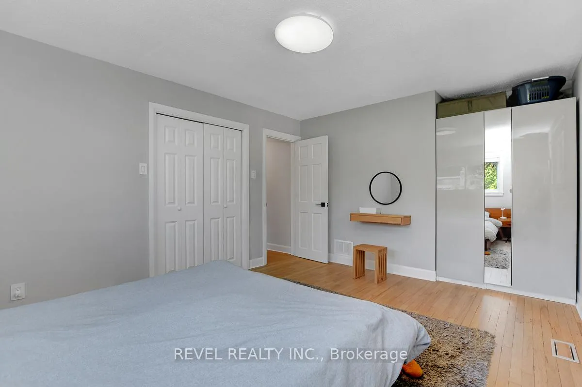 Photo 15 of 353 Mountbatten Avenue, Ottawa, Alta Vista/Faircrest Heights — HOMEH