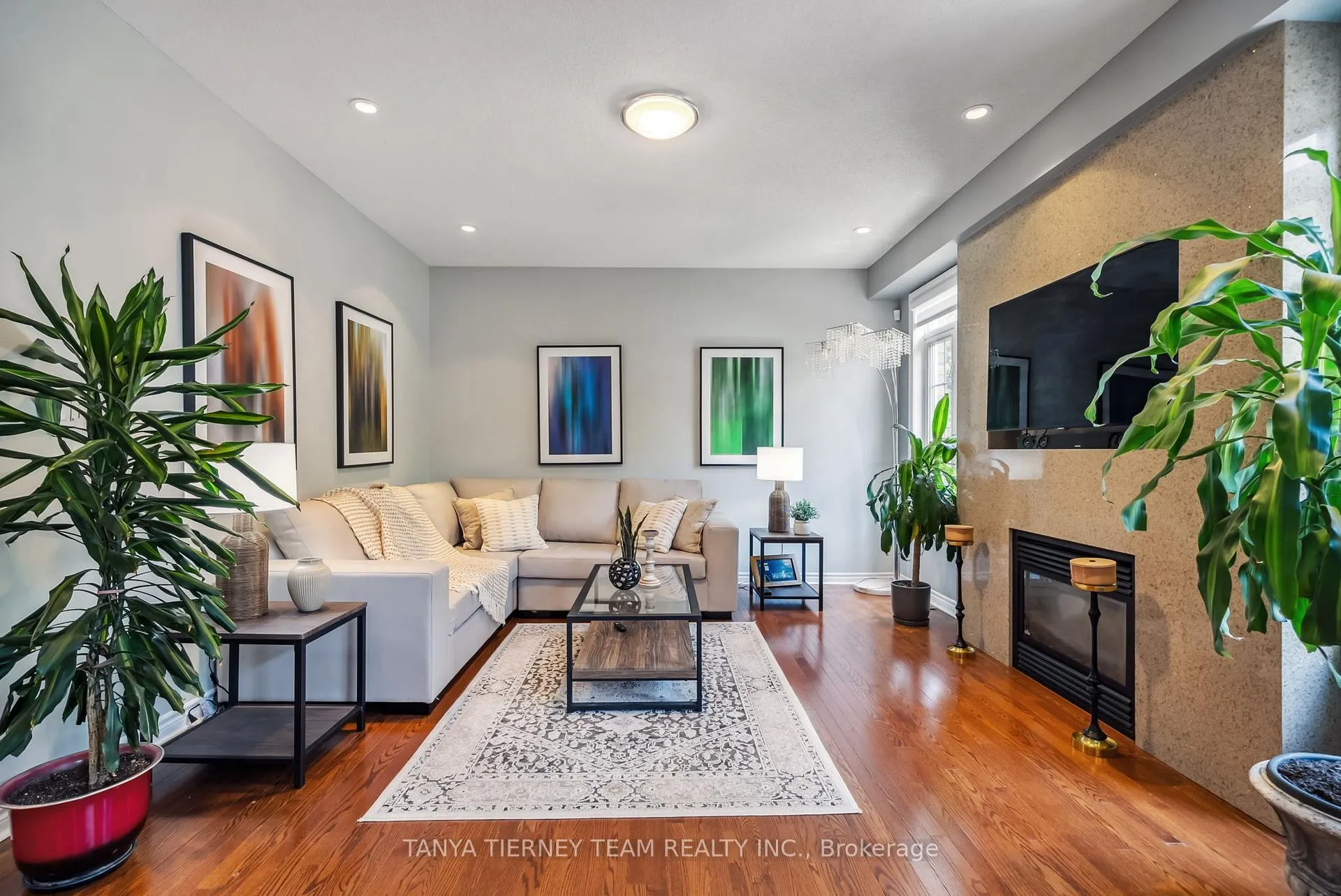 Photo 17 of 165 Rivers Edge Place, Whitby, Taunton North — HOMEH