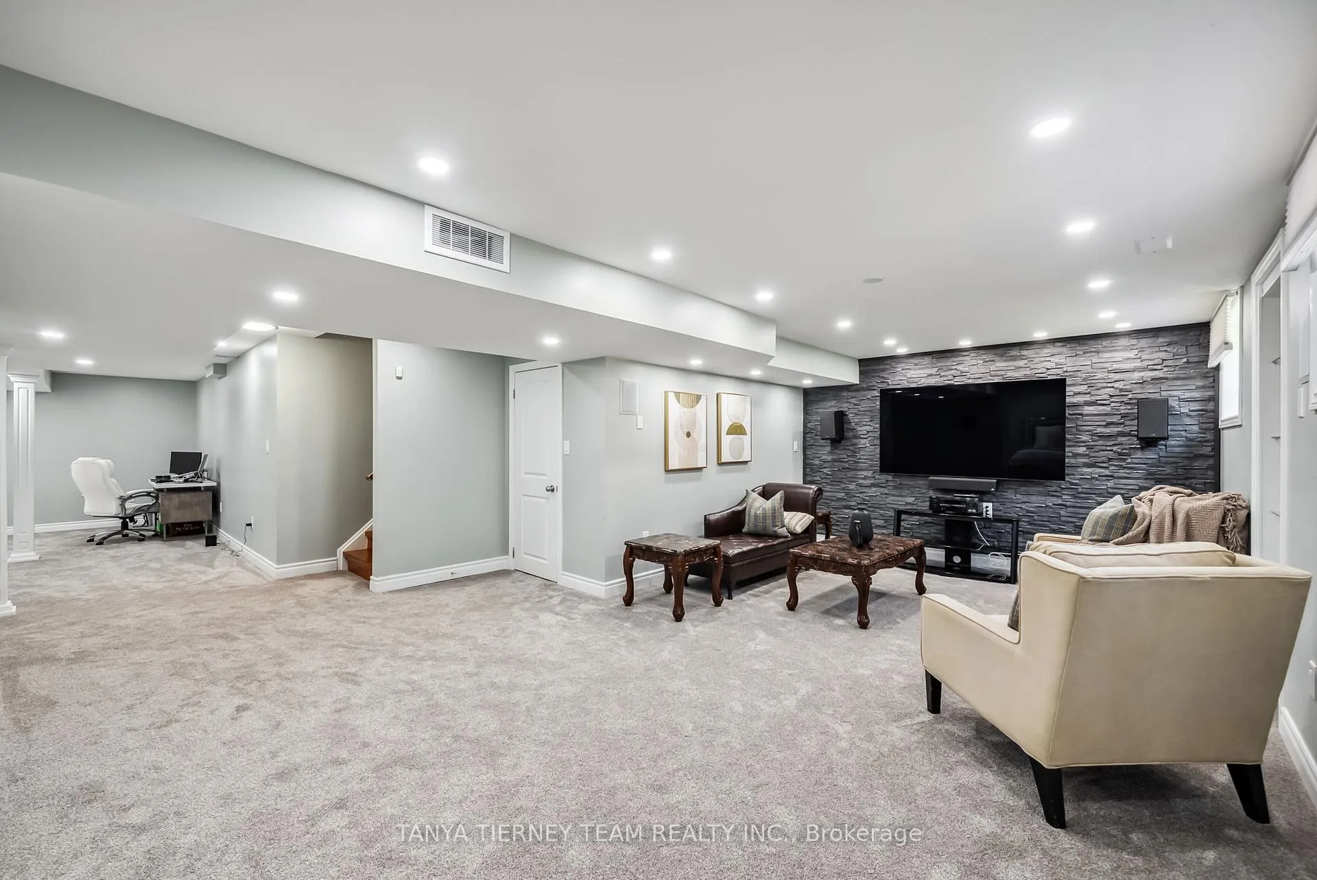 Photo 35 of 165 Rivers Edge Place, Whitby, Taunton North — HOMEH