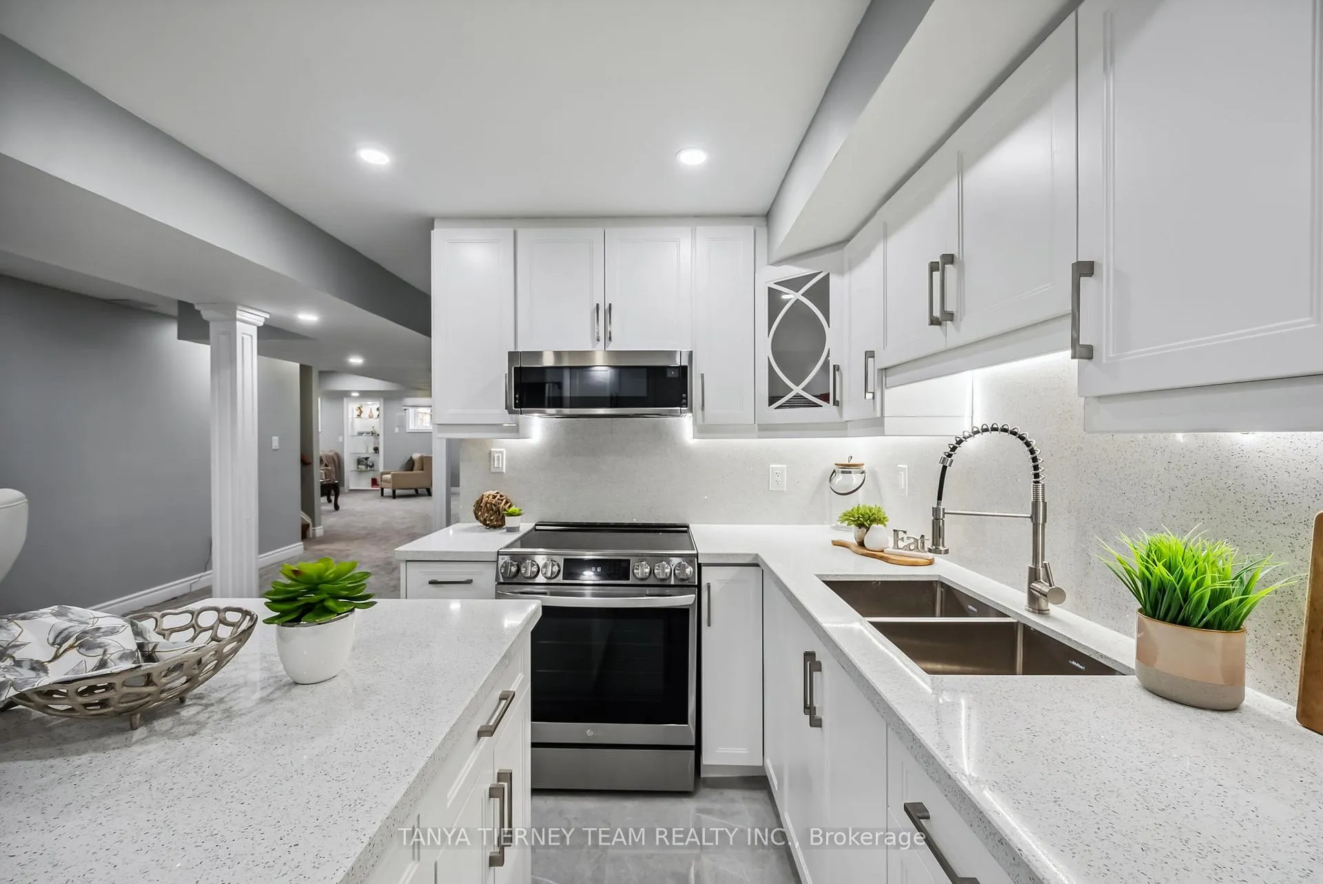 Photo 41 of 165 Rivers Edge Place, Whitby, Taunton North — HOMEH