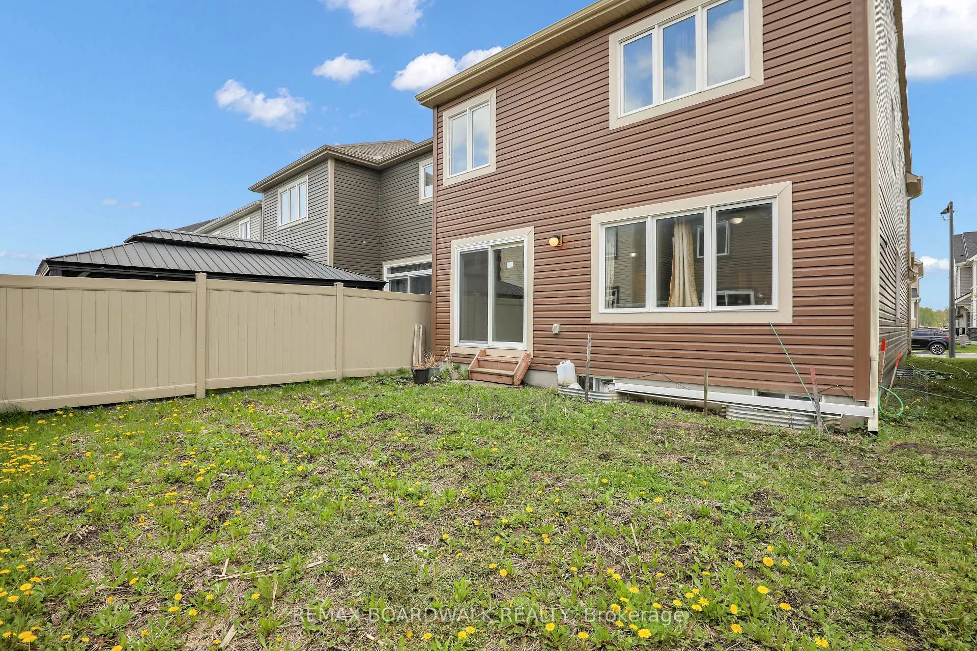 Photo 33 of 340 Sweetclover Way, Ottawa, Avalon West — HOMEH