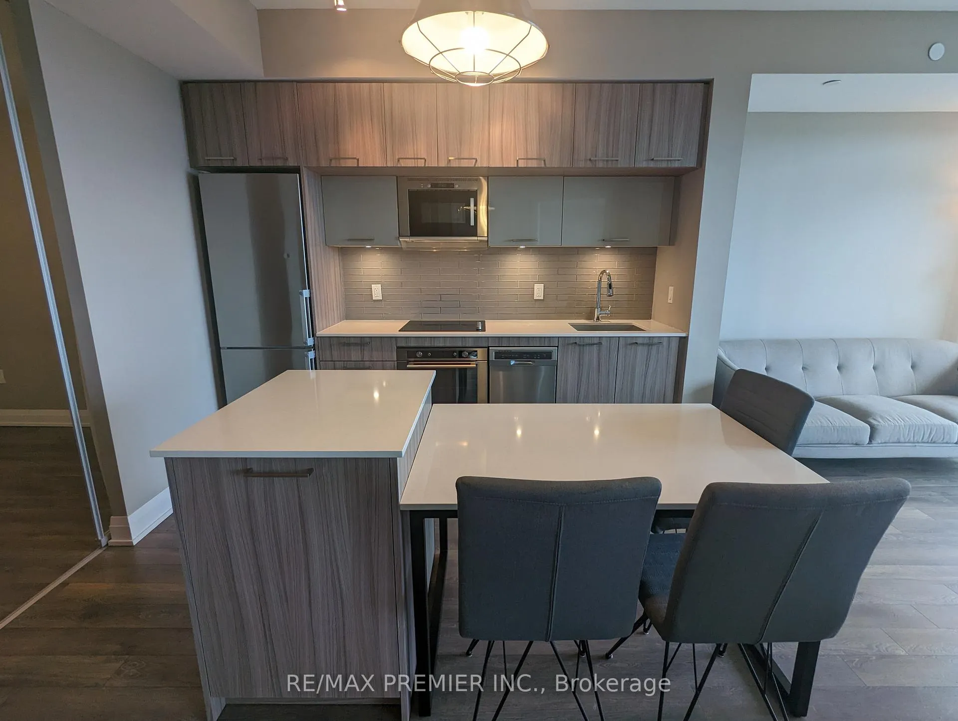 Photo 12 of Unit 801, 4800 Highway 7, Vaughan, East Woodbridge — HOMEH