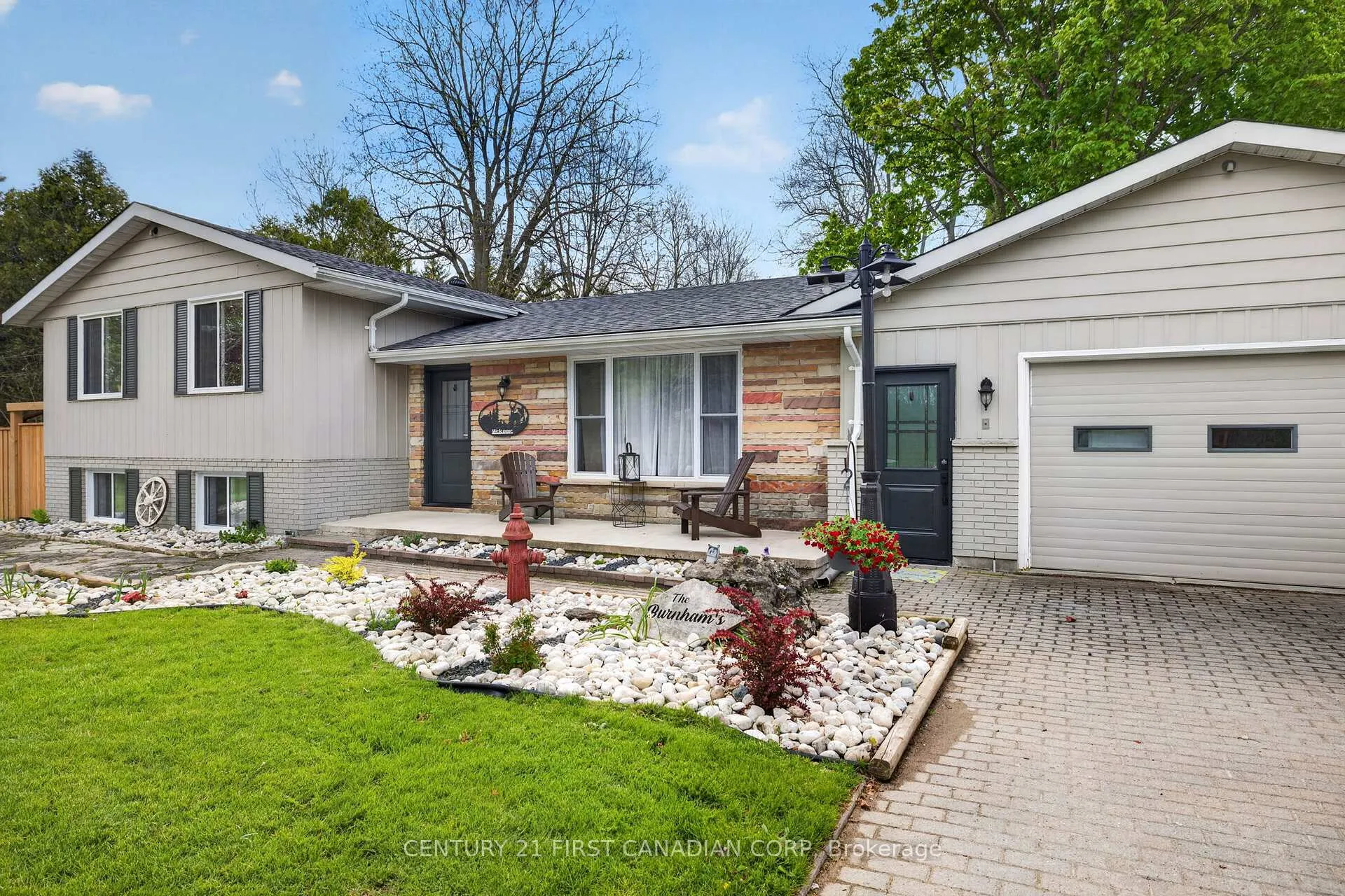 Photo 2 of 10383 Ilderton Road, Middlesex Centre, Rural Middlesex Centre — HOMEH