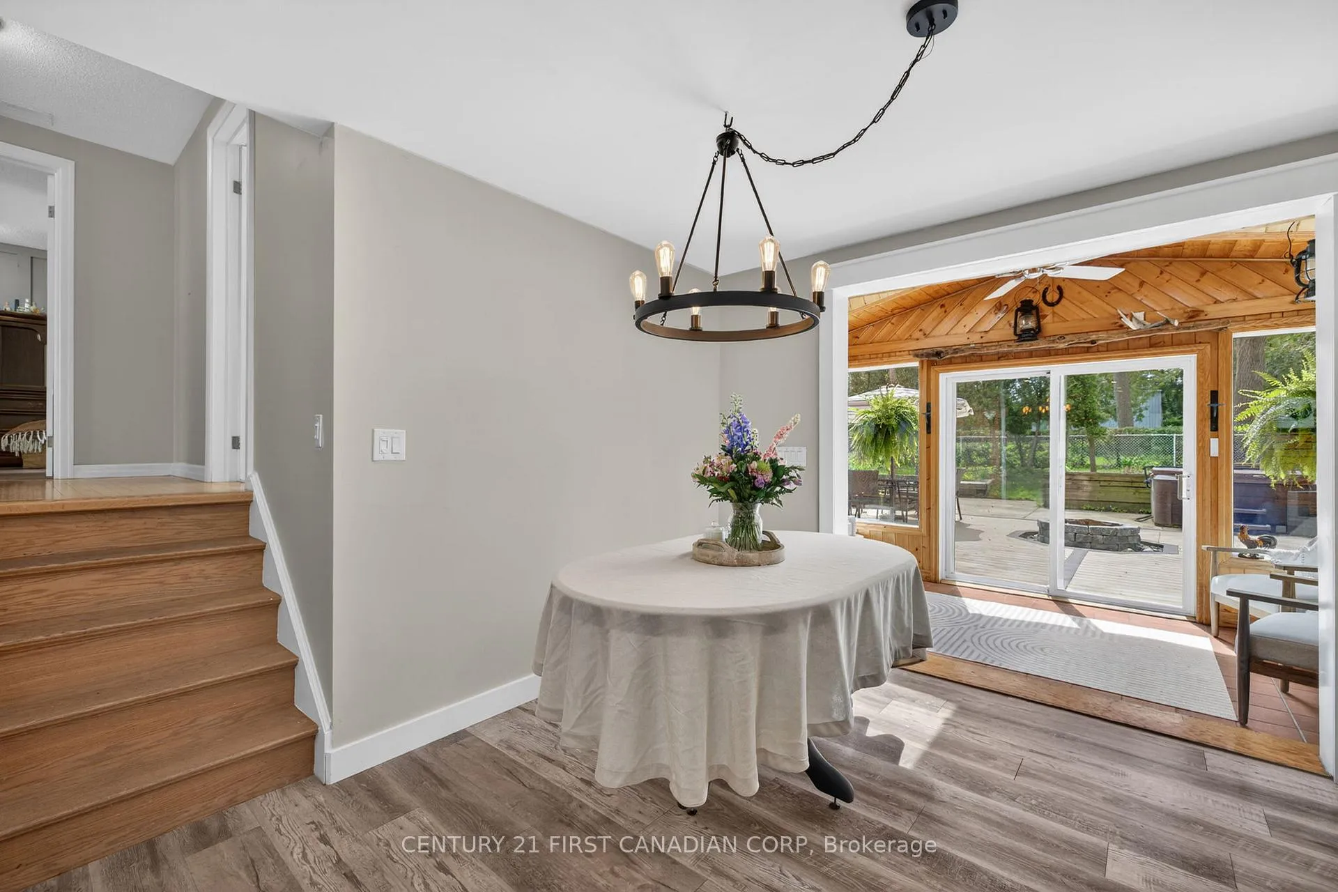 Photo 9 of 10383 Ilderton Road, Middlesex Centre, Rural Middlesex Centre — HOMEH
