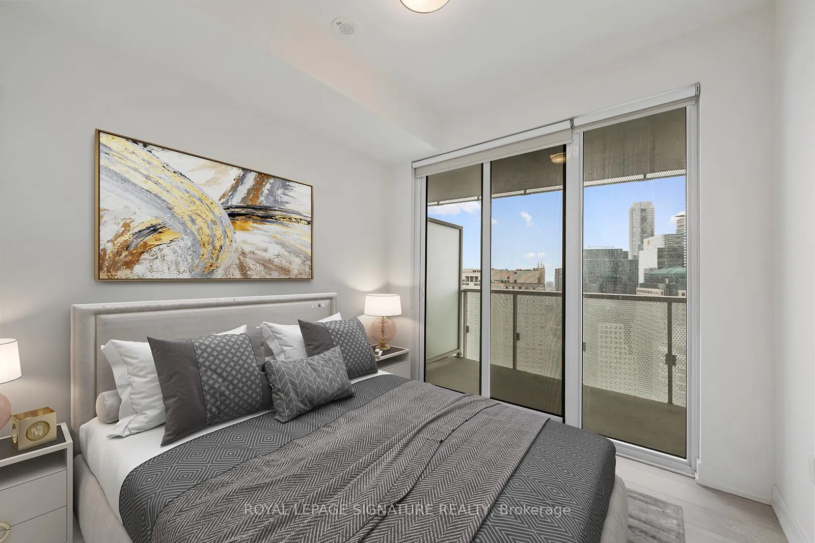 Photo 7 of Unit 3305, 15 Queens Quay E, Toronto, Waterfront Communities — HOMEH