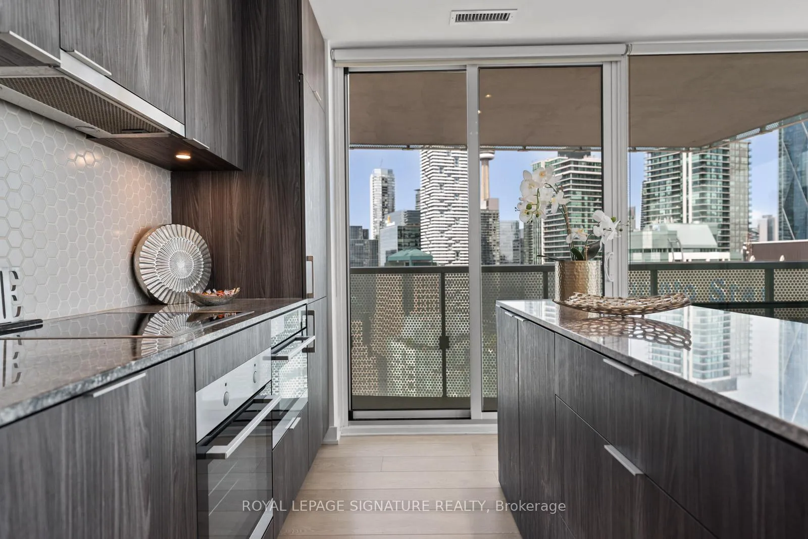 Photo 25 of Unit 3305, 15 Queens Quay E, Toronto, Waterfront Communities — HOMEH