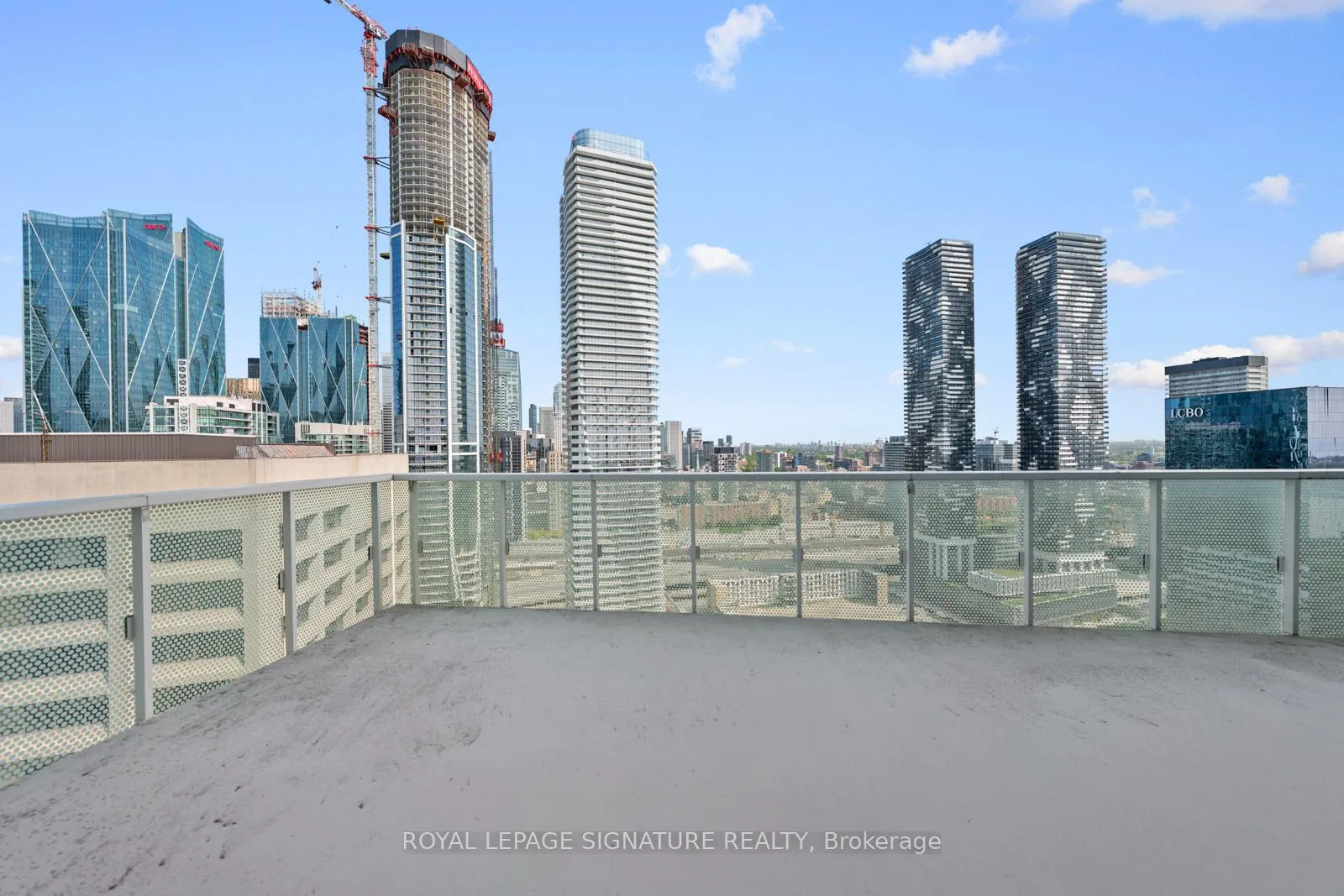 Photo 26 of Unit 3305, 15 Queens Quay E, Toronto, Waterfront Communities — HOMEH