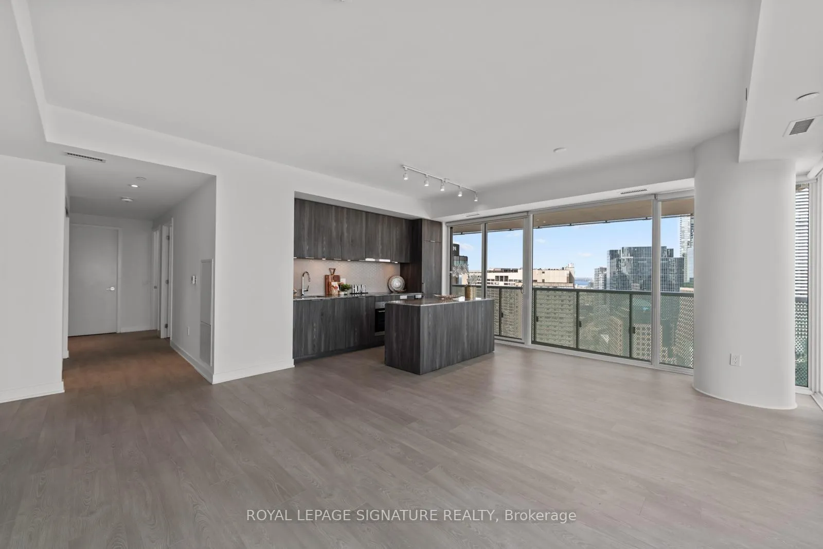 Photo 30 of Unit 3305, 15 Queens Quay E, Toronto, Waterfront Communities — HOMEH