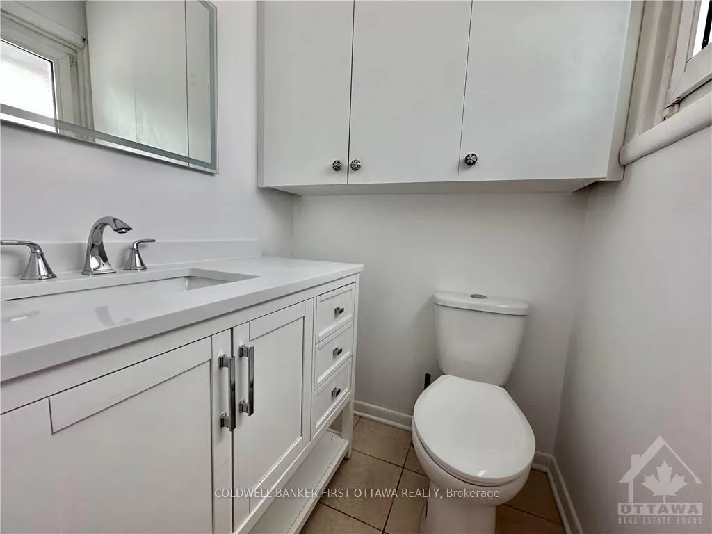 Photo 10 of 33 Wallford Way, Ottawa, City View/Skyline/Fisher Heights/Parkwood Hills — HOMEH