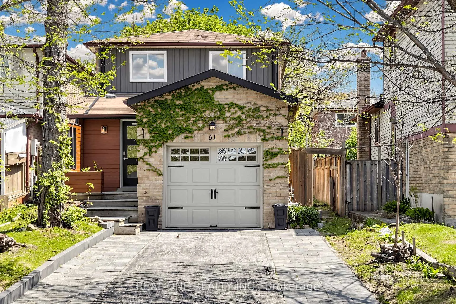 Photo 2 of 61 Marlow Crescent, Markham, Markville — HOMEH