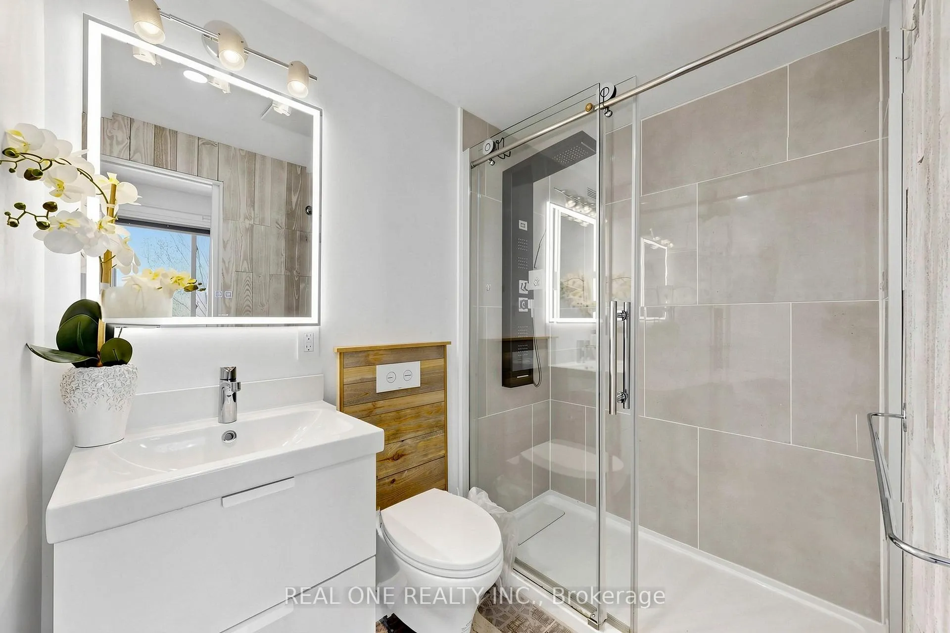 Photo 27 of 61 Marlow Crescent, Markham, Markville — HOMEH