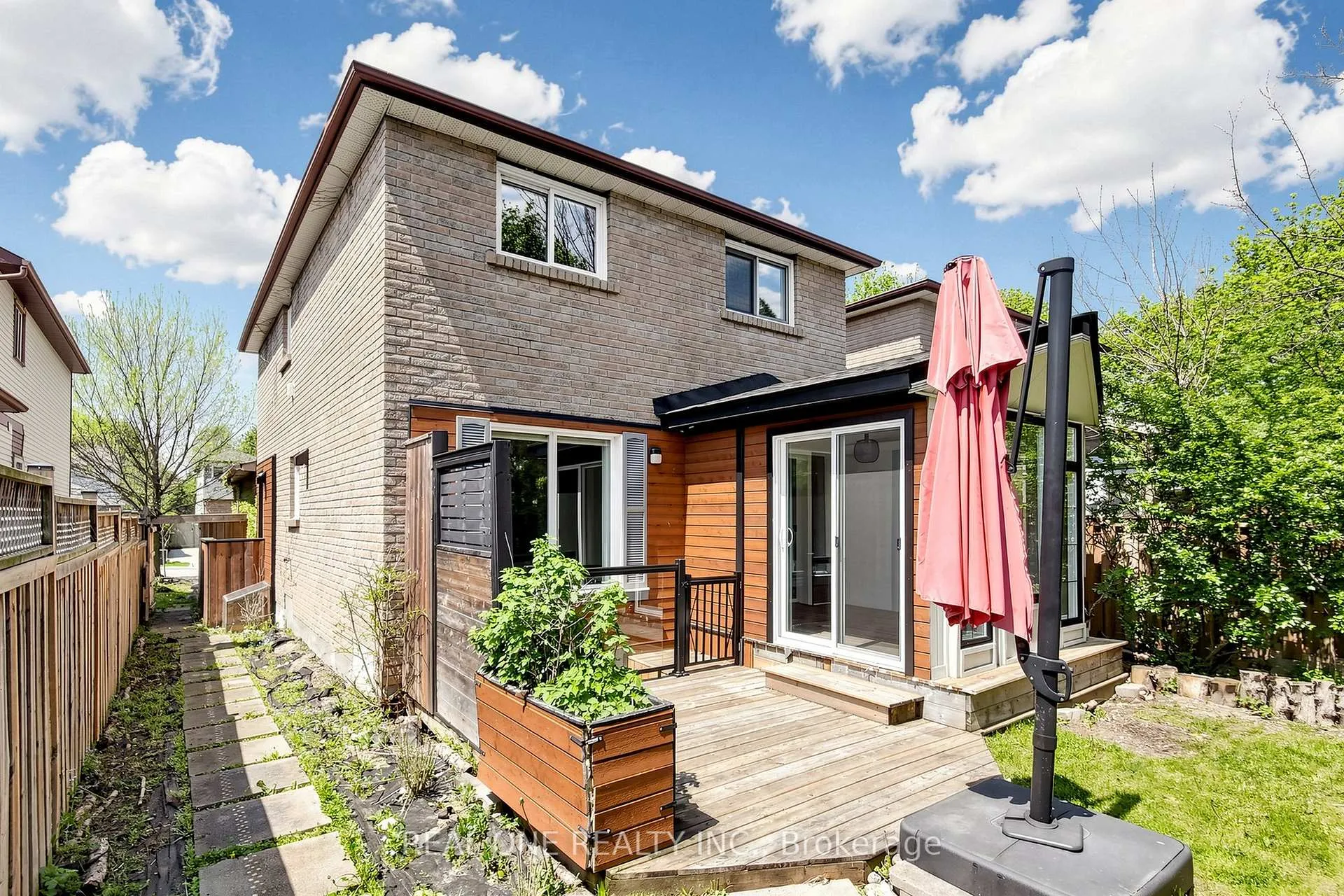 Photo 45 of 61 Marlow Crescent, Markham, Markville — HOMEH