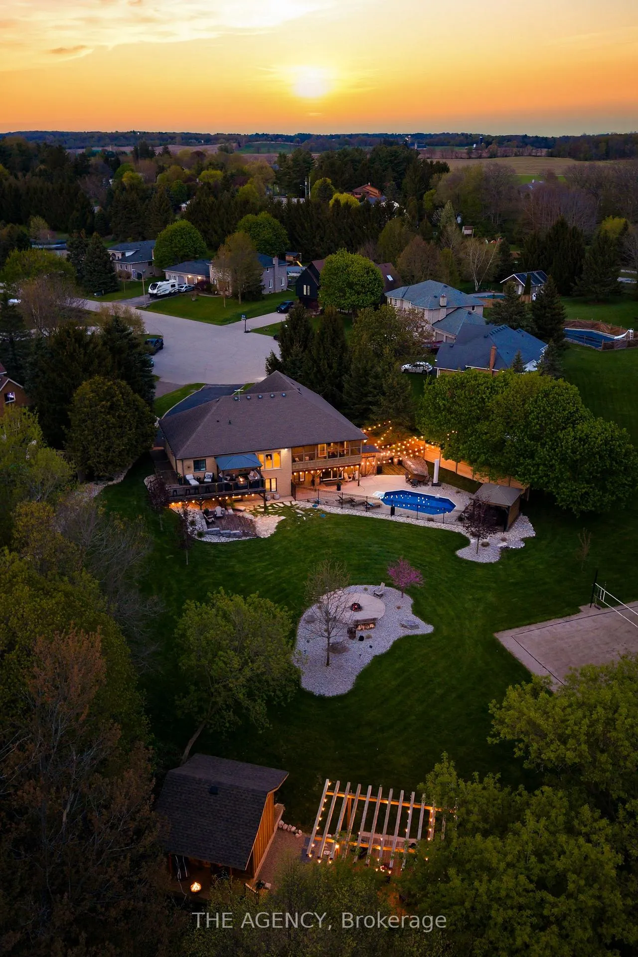 Photo 47 of 1 McDonald Place, Brant, South Dumfries — HOMEH