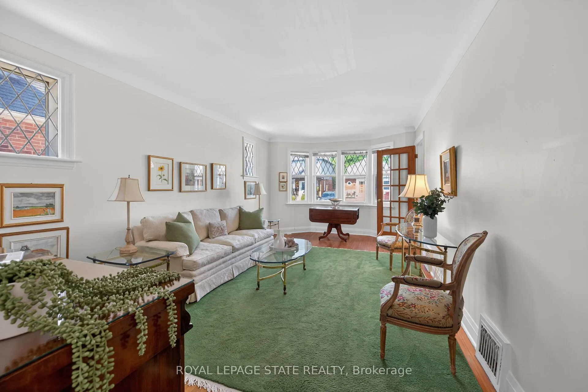 Photo 9 of 62 Uplands Avenue, Hamilton, Westdale — HOMEH