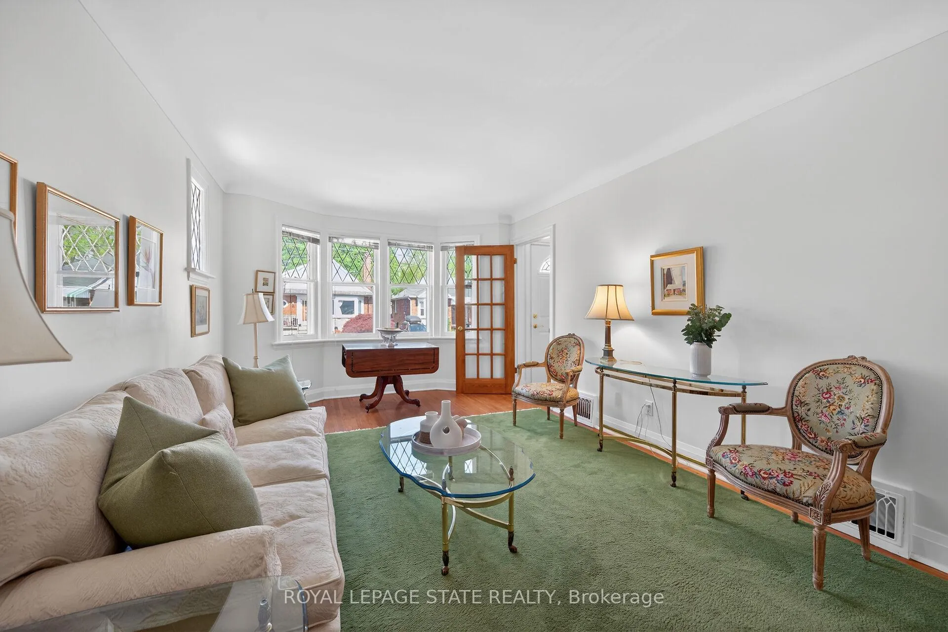Photo 10 of 62 Uplands Avenue, Hamilton, Westdale — HOMEH