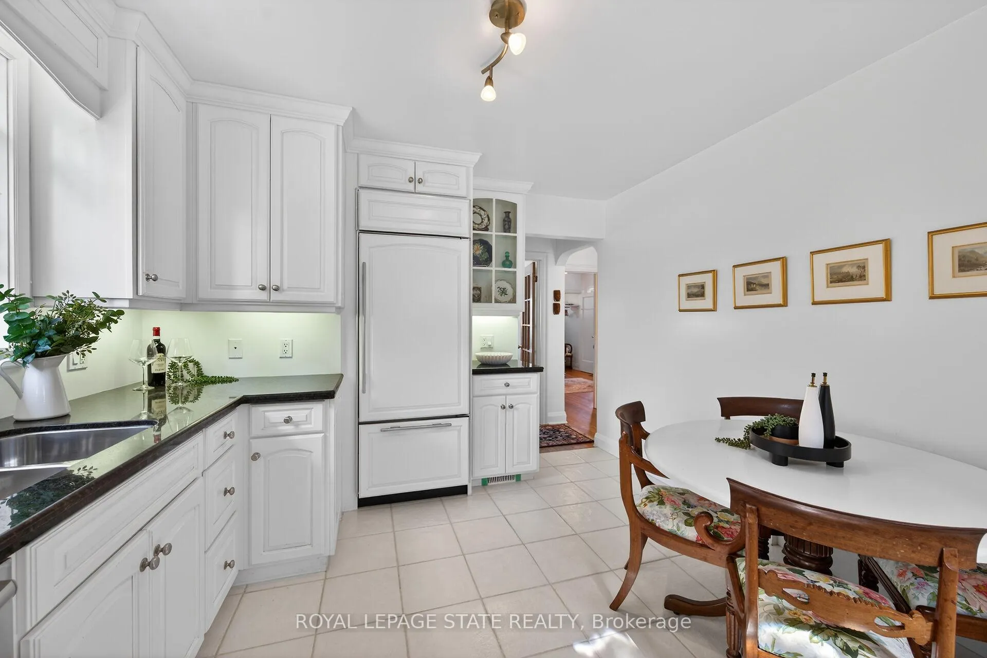 Photo 16 of 62 Uplands Avenue, Hamilton, Westdale — HOMEH