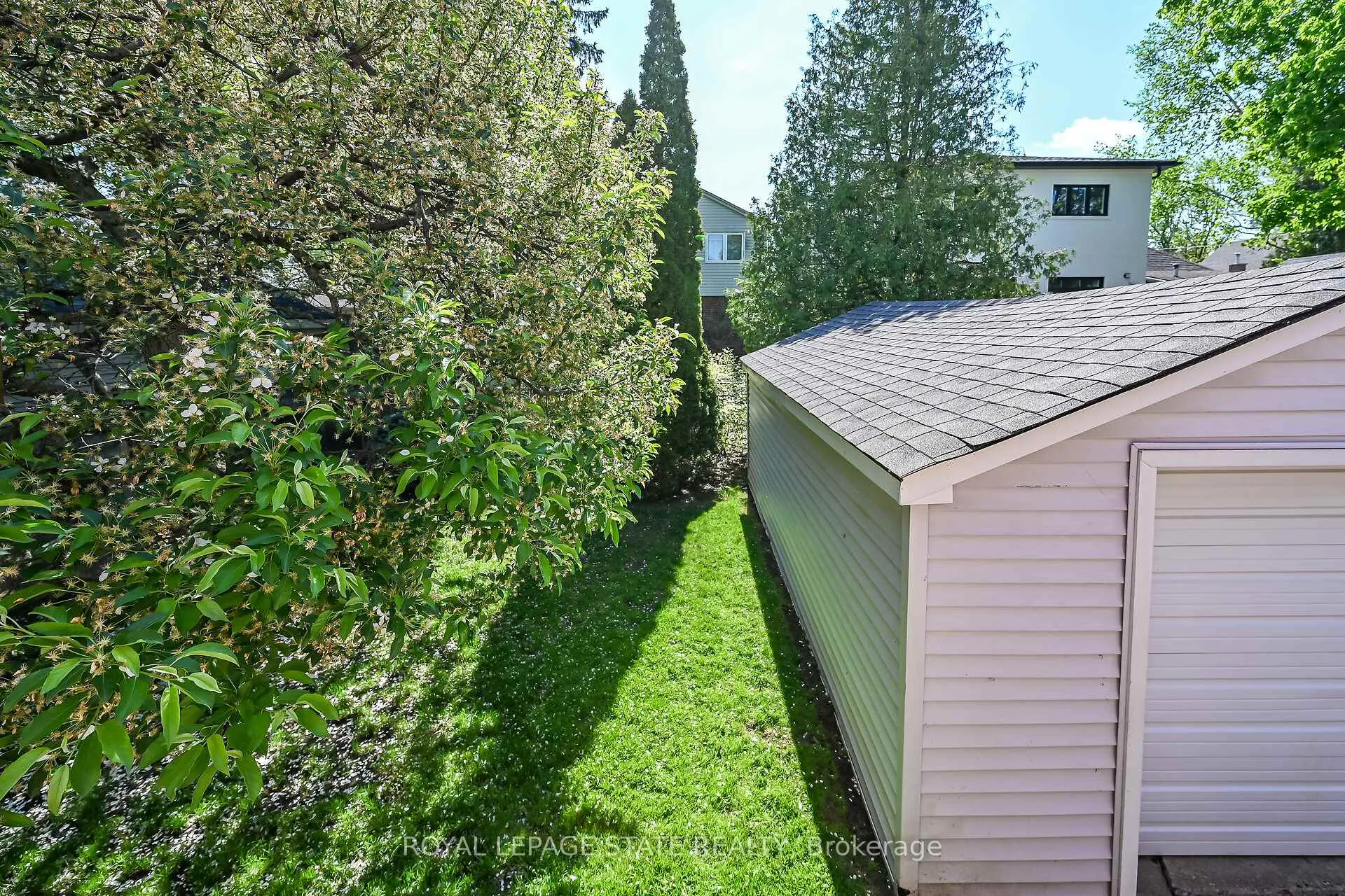Photo 30 of 62 Uplands Avenue, Hamilton, Westdale — HOMEH