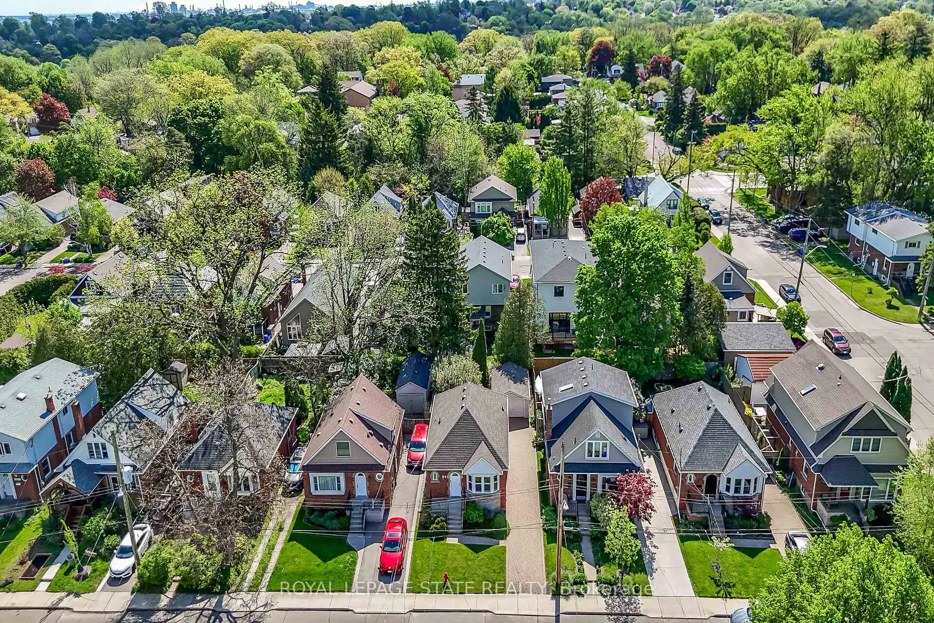 Photo 36 of 62 Uplands Avenue, Hamilton, Westdale — HOMEH