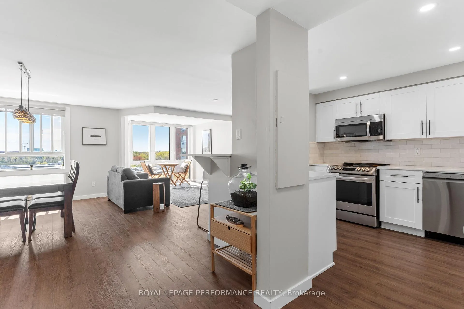 Photo 4 of Unit 819, 960 Teron Road, Ottawa, Kanata - Beaverbrook — HOMEH