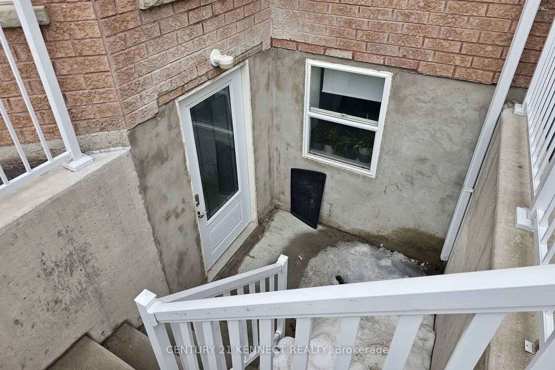 Photo 1 of Unit Lower 1, 156 Atherton Avenue, Ajax, Northwest Ajax — HOMEH