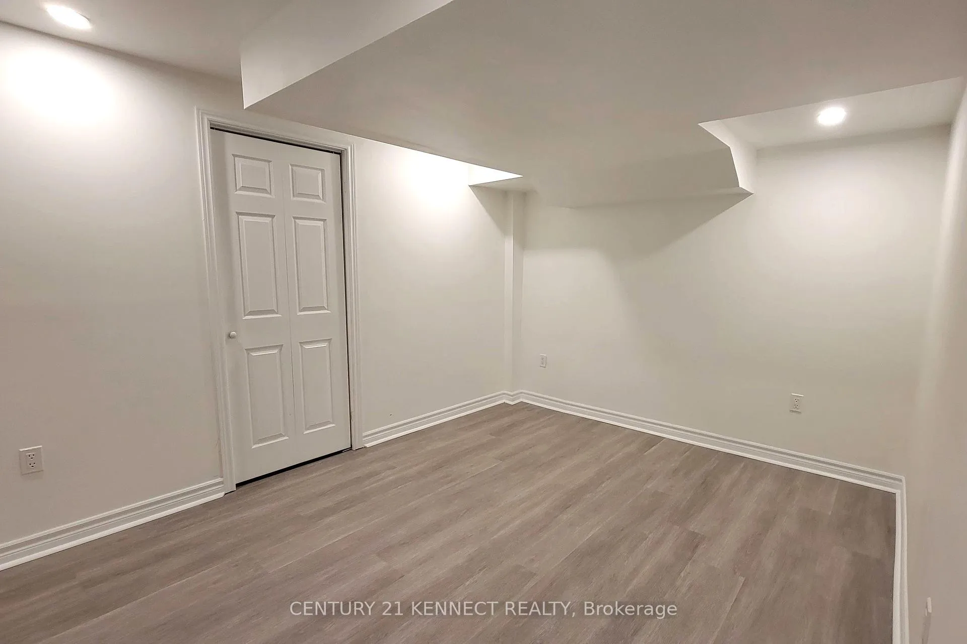 Photo 5 of Unit Lower 1, 156 Atherton Avenue, Ajax, Northwest Ajax — HOMEH