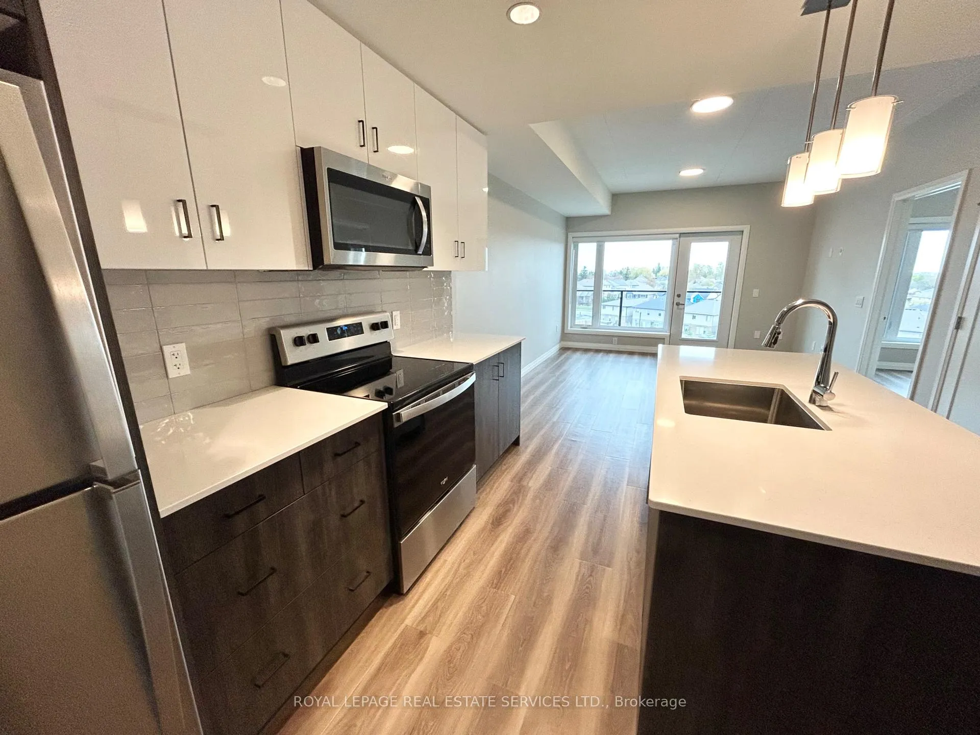 Photo 4 of Unit 304, 28 Westhill Drive, Waterloo — HOMEH