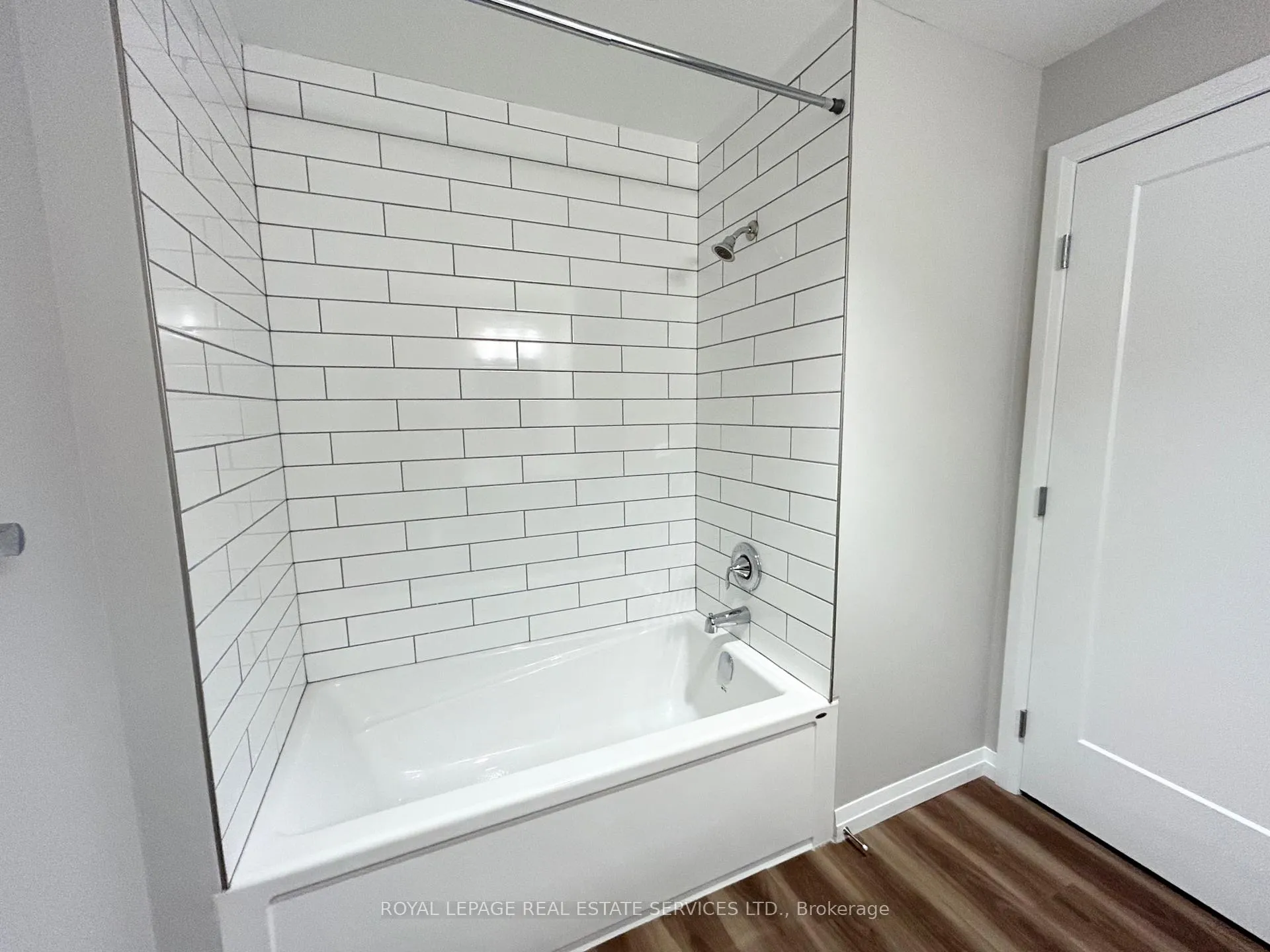 Photo 8 of Unit 304, 28 Westhill Drive, Waterloo — HOMEH