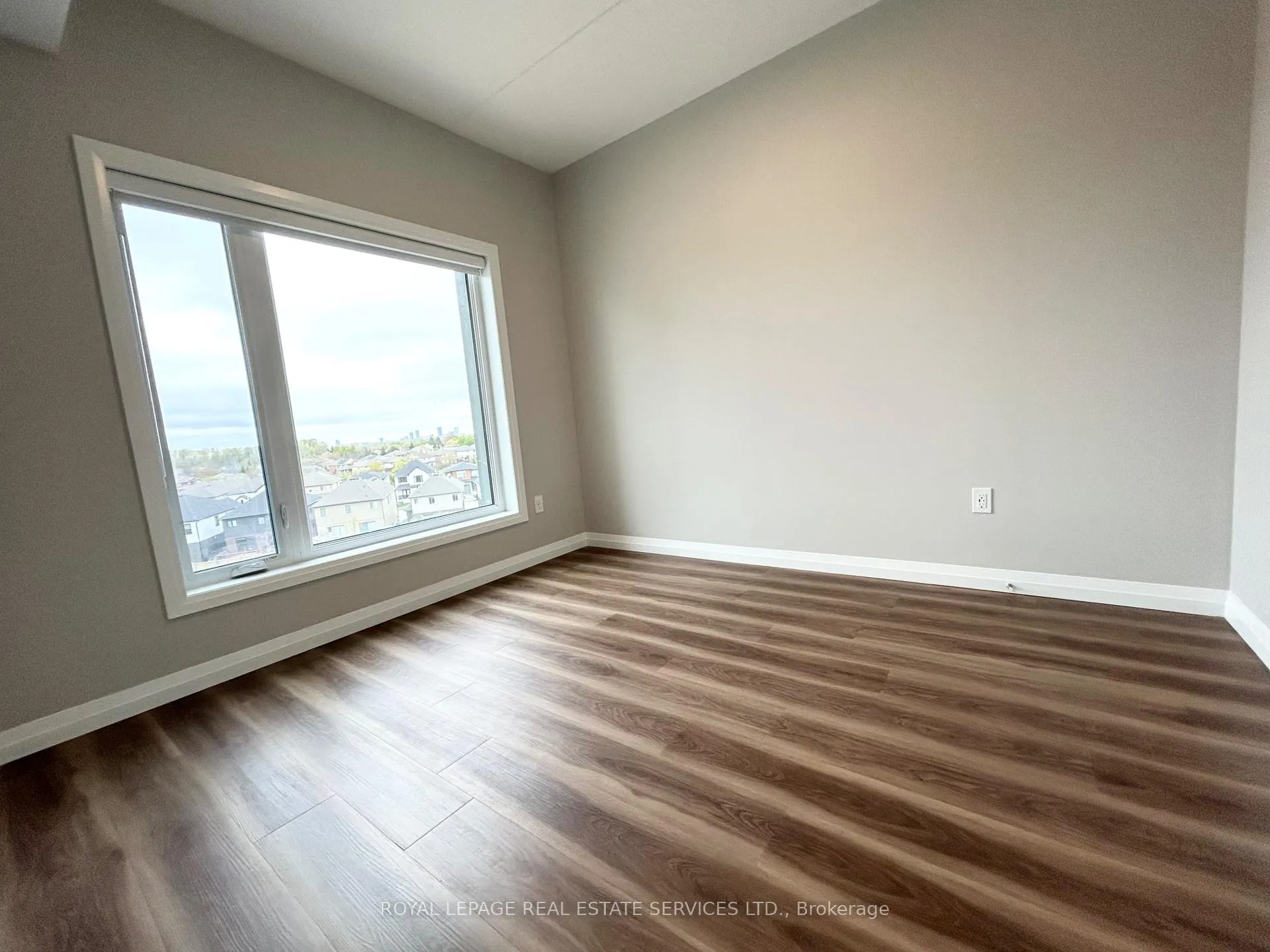 Photo 9 of Unit 304, 28 Westhill Drive, Waterloo — HOMEH