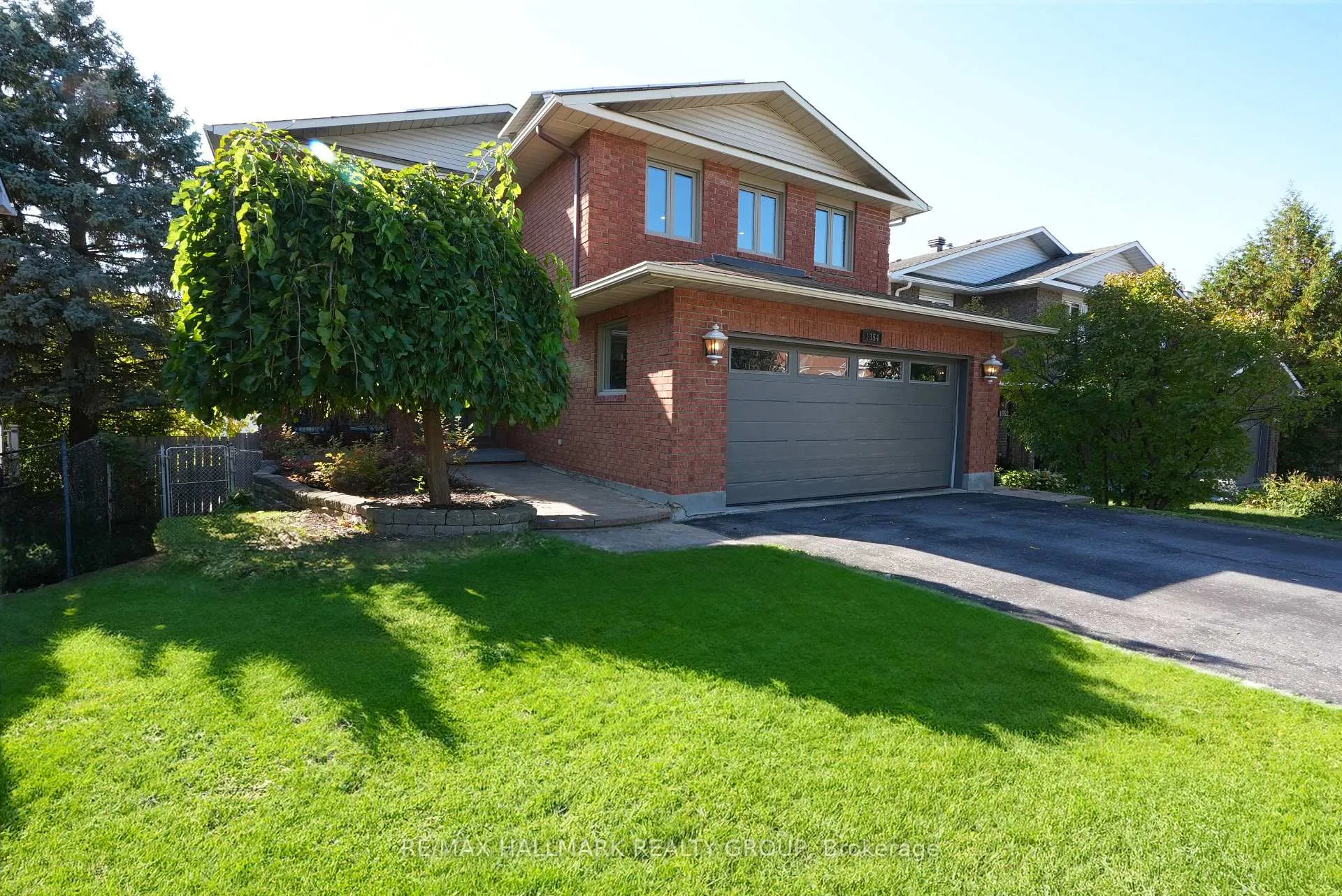 Front of 1354 Gaultois Avenue