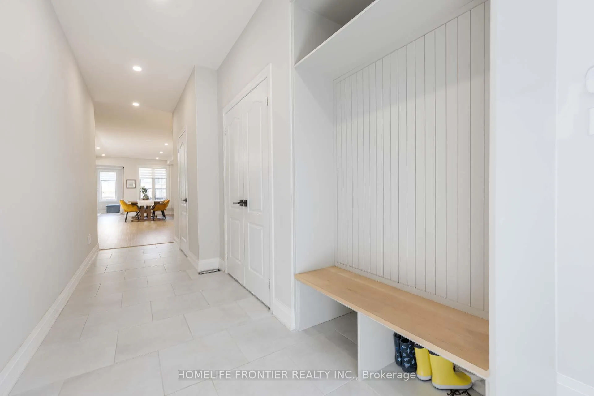 Photo 4 of 286 Helen Avenue, Markham, Village Green-South Unionville — HOMEH