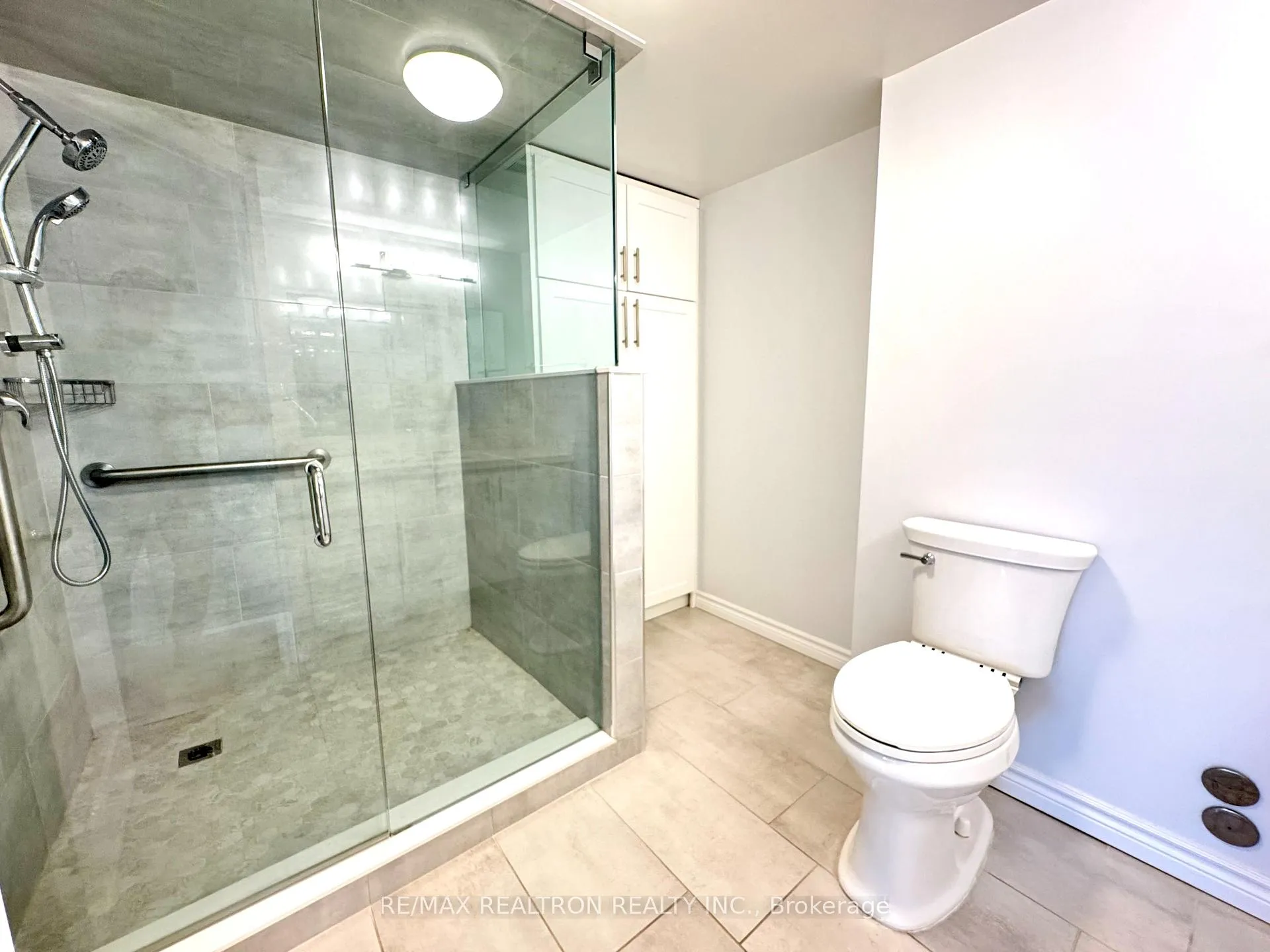 Photo 14 of Unit 502, 7 Townsgate Drive, Vaughan, Crestwood-Springfarm-Yorkhill — HOMEH