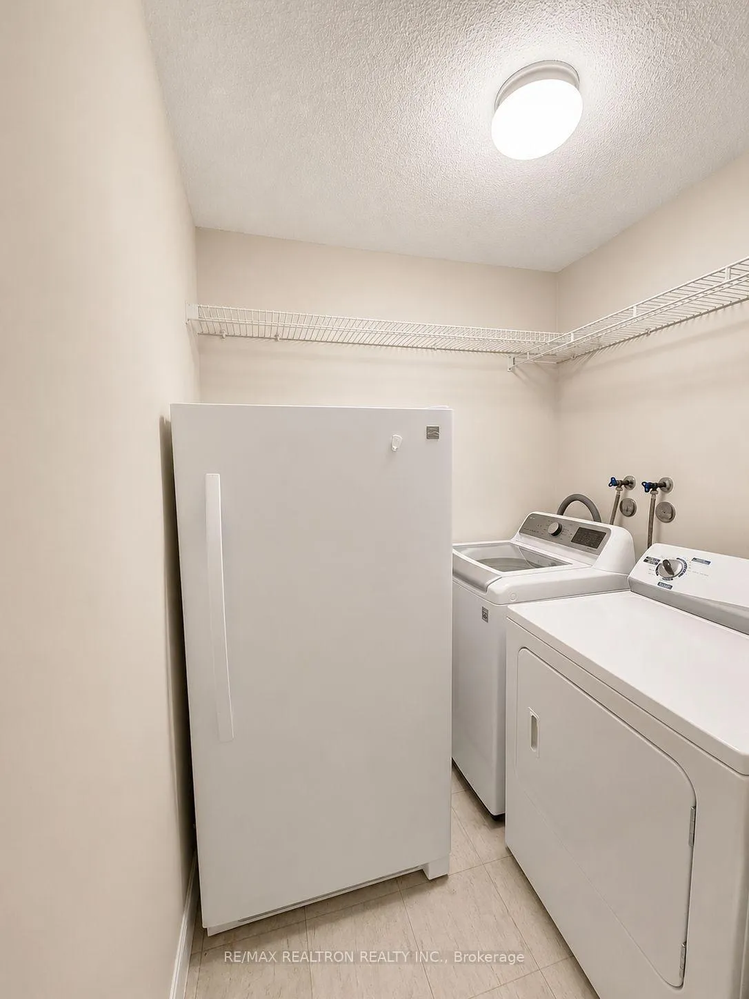 Photo 18 of Unit 502, 7 Townsgate Drive, Vaughan, Crestwood-Springfarm-Yorkhill — HOMEH