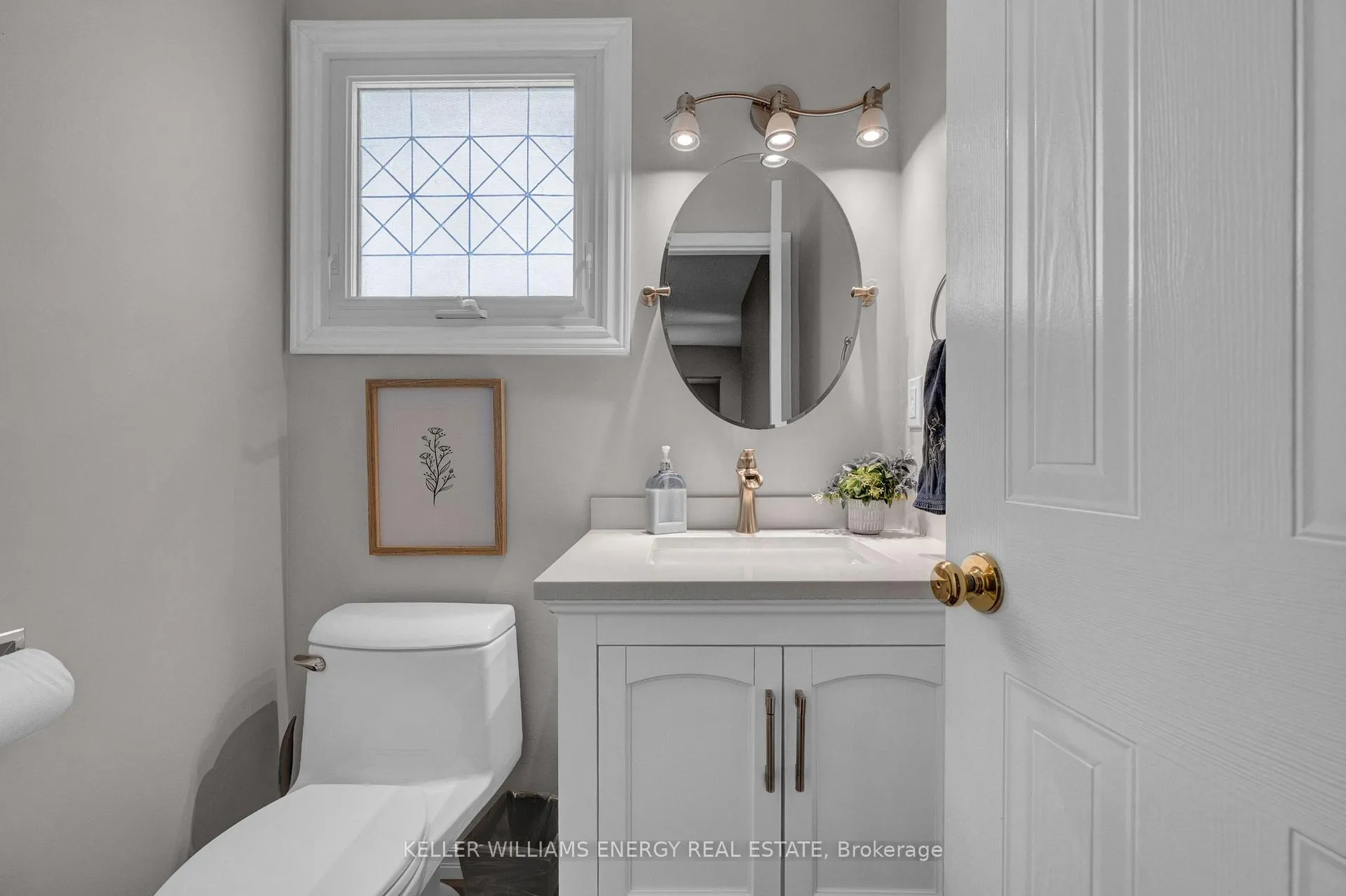 Photo 7 of 6 McAuliffe Street, Clarington, Newcastle — HOMEH