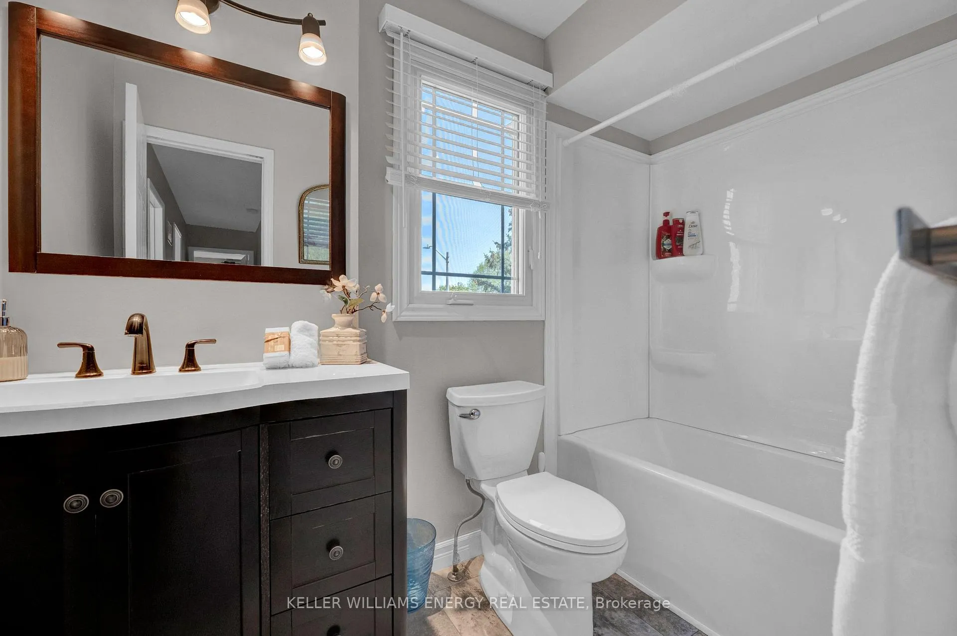 Photo 41 of 6 McAuliffe Street, Clarington, Newcastle — HOMEH
