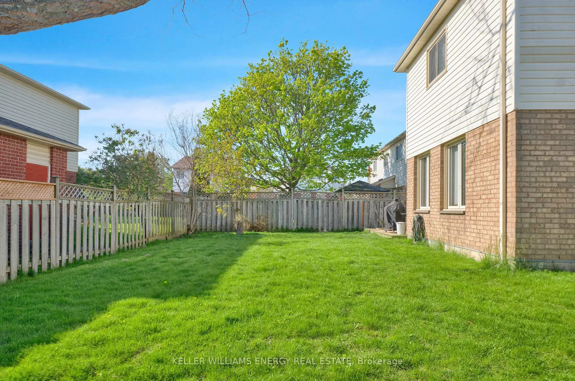 Photo 47 of 6 McAuliffe Street, Clarington, Newcastle — HOMEH