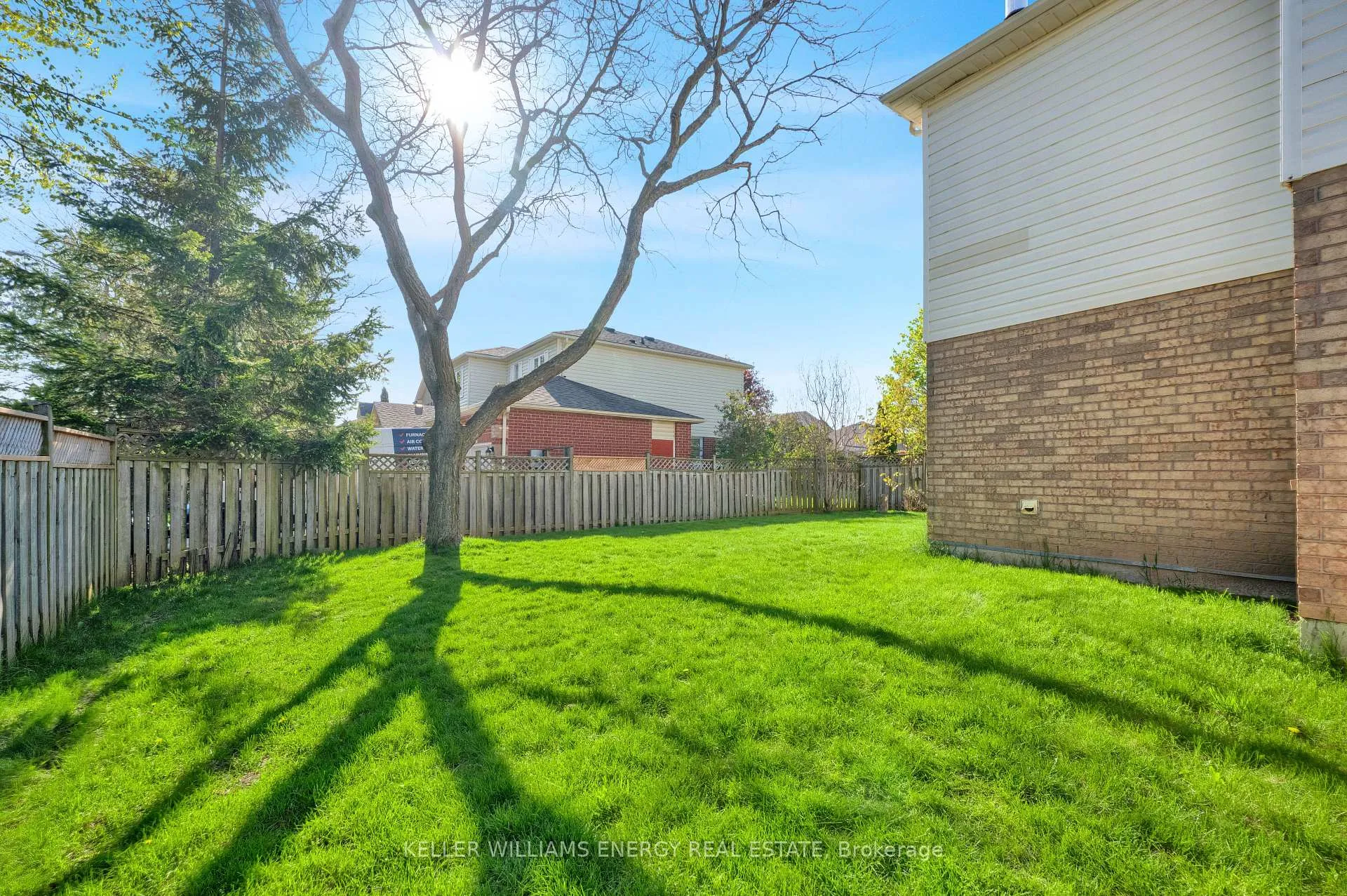 Photo 48 of 6 McAuliffe Street, Clarington, Newcastle — HOMEH