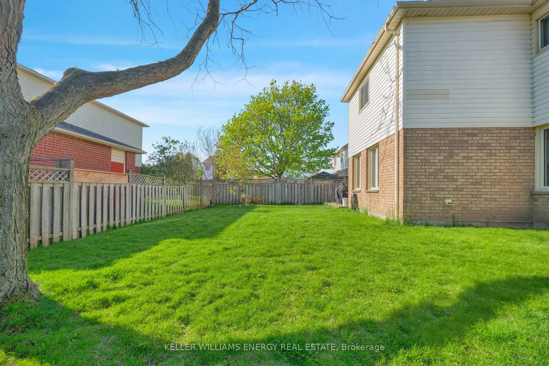 Photo 50 of 6 McAuliffe Street, Clarington, Newcastle — HOMEH
