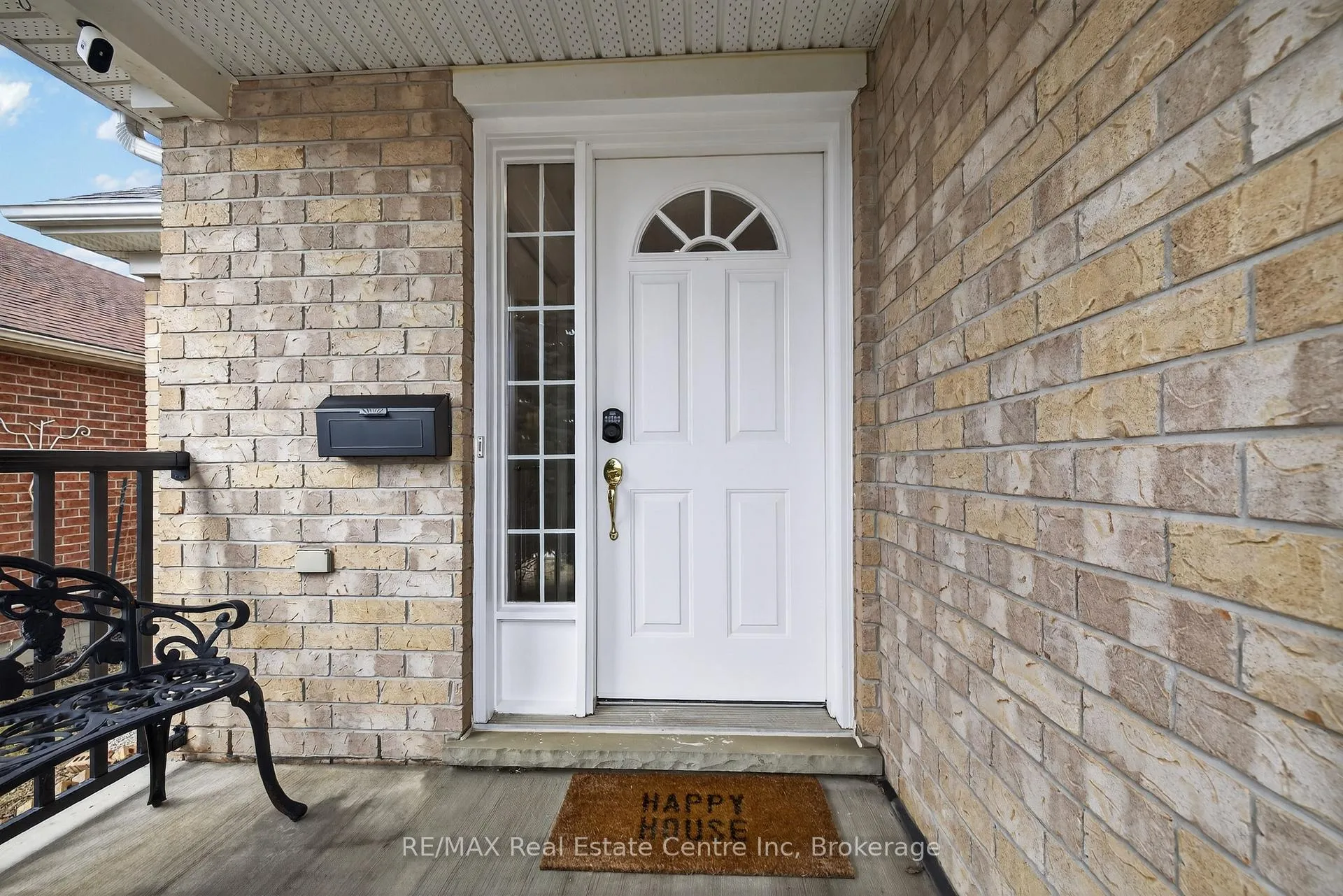 Photo 6 of 91 Flaherty Drive, Guelph, Willow West/Sugarbush/West Acres — HOMEH