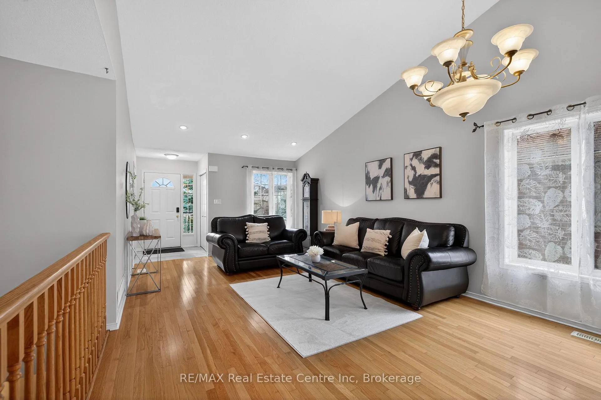 Photo 7 of 91 Flaherty Drive, Guelph, Willow West/Sugarbush/West Acres — HOMEH