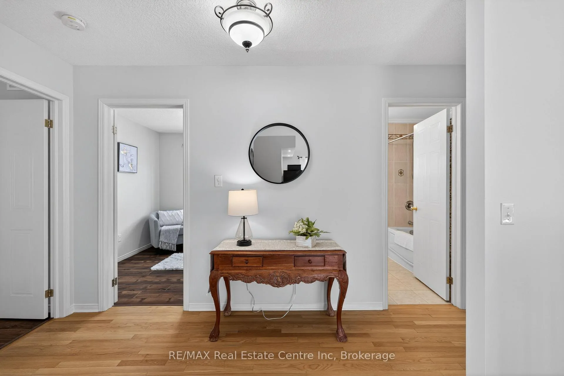 Photo 10 of 91 Flaherty Drive, Guelph, Willow West/Sugarbush/West Acres — HOMEH