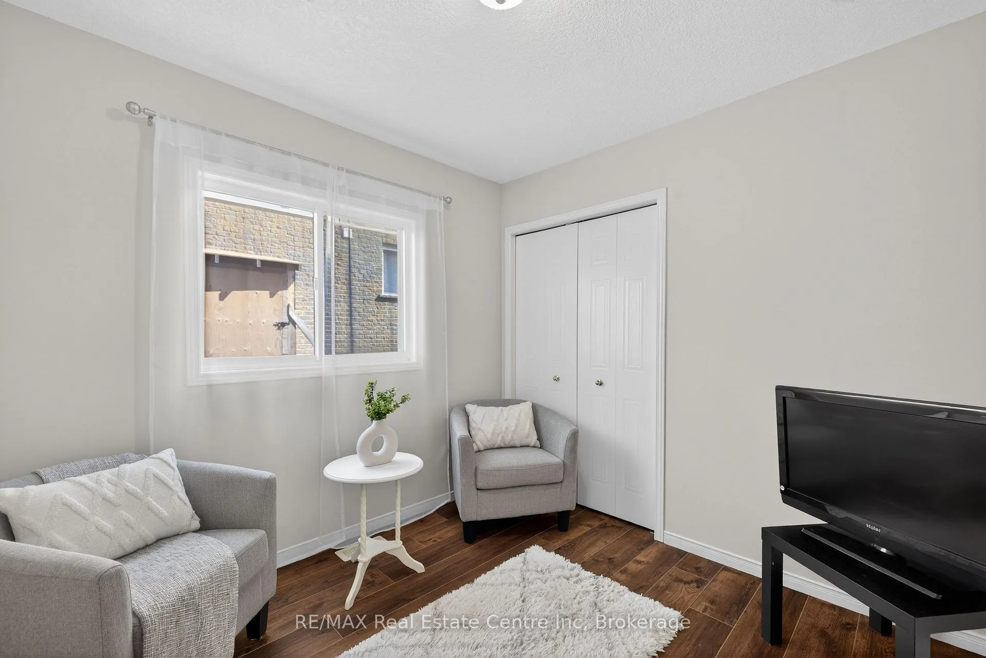 Photo 19 of 91 Flaherty Drive, Guelph, Willow West/Sugarbush/West Acres — HOMEH