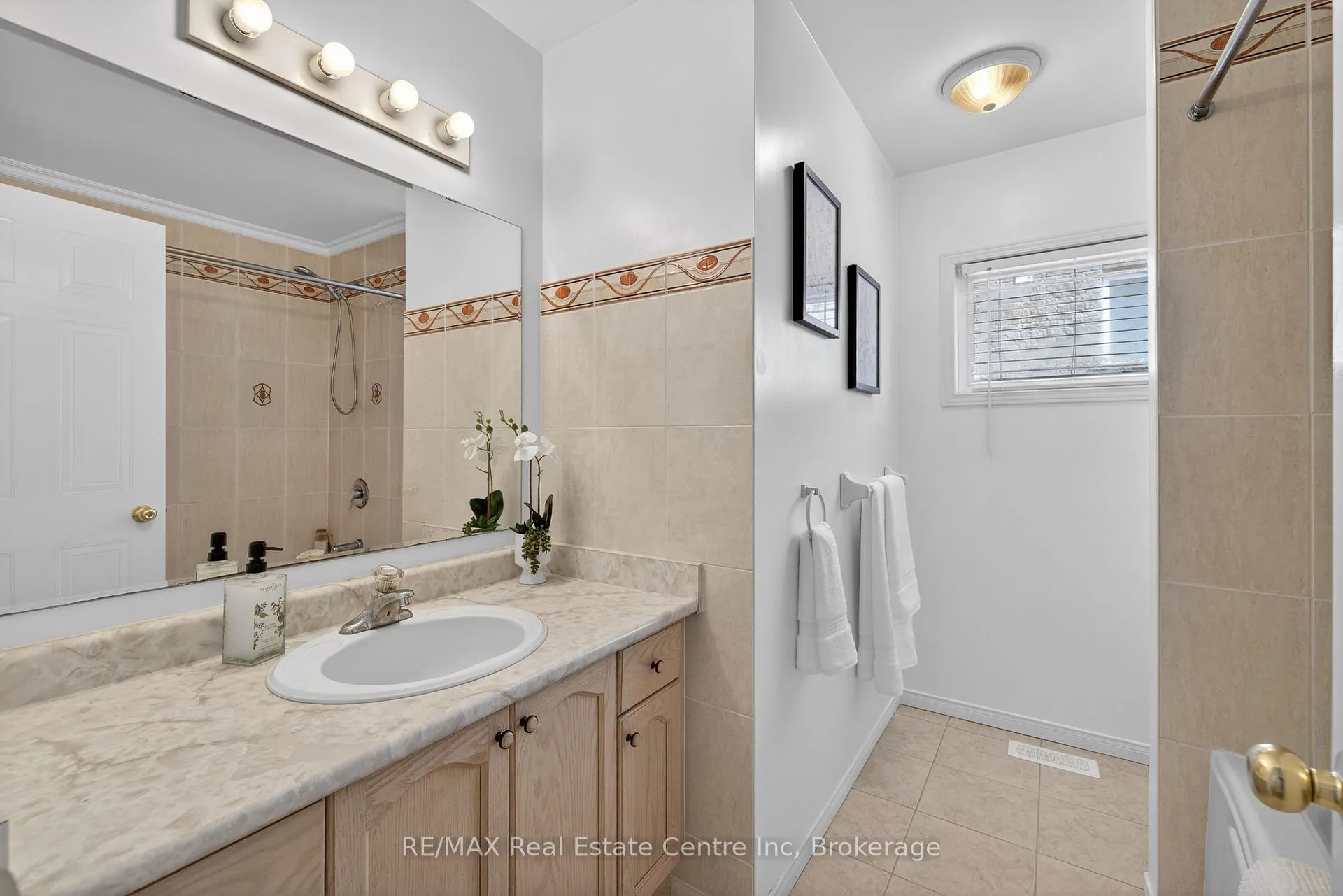Photo 20 of 91 Flaherty Drive, Guelph, Willow West/Sugarbush/West Acres — HOMEH