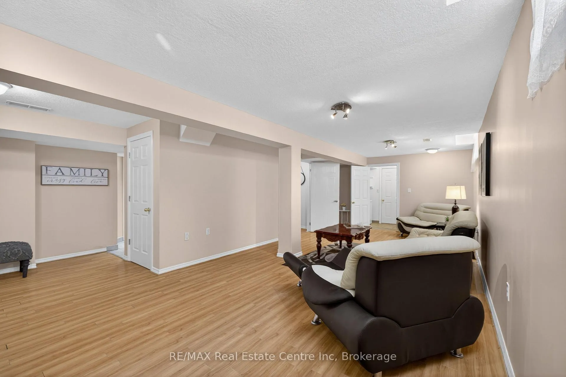 Photo 24 of 91 Flaherty Drive, Guelph, Willow West/Sugarbush/West Acres — HOMEH