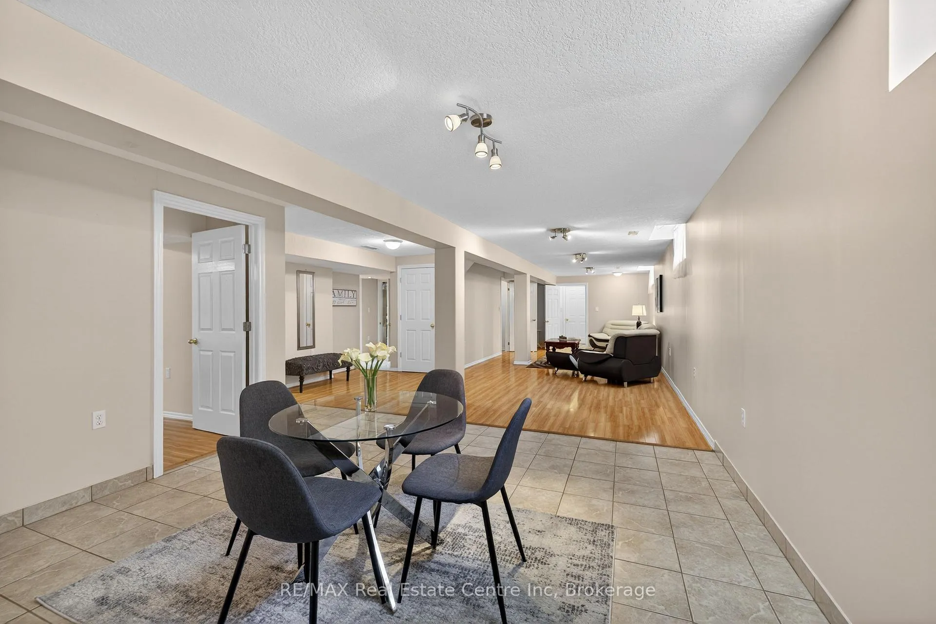 Photo 26 of 91 Flaherty Drive, Guelph, Willow West/Sugarbush/West Acres — HOMEH